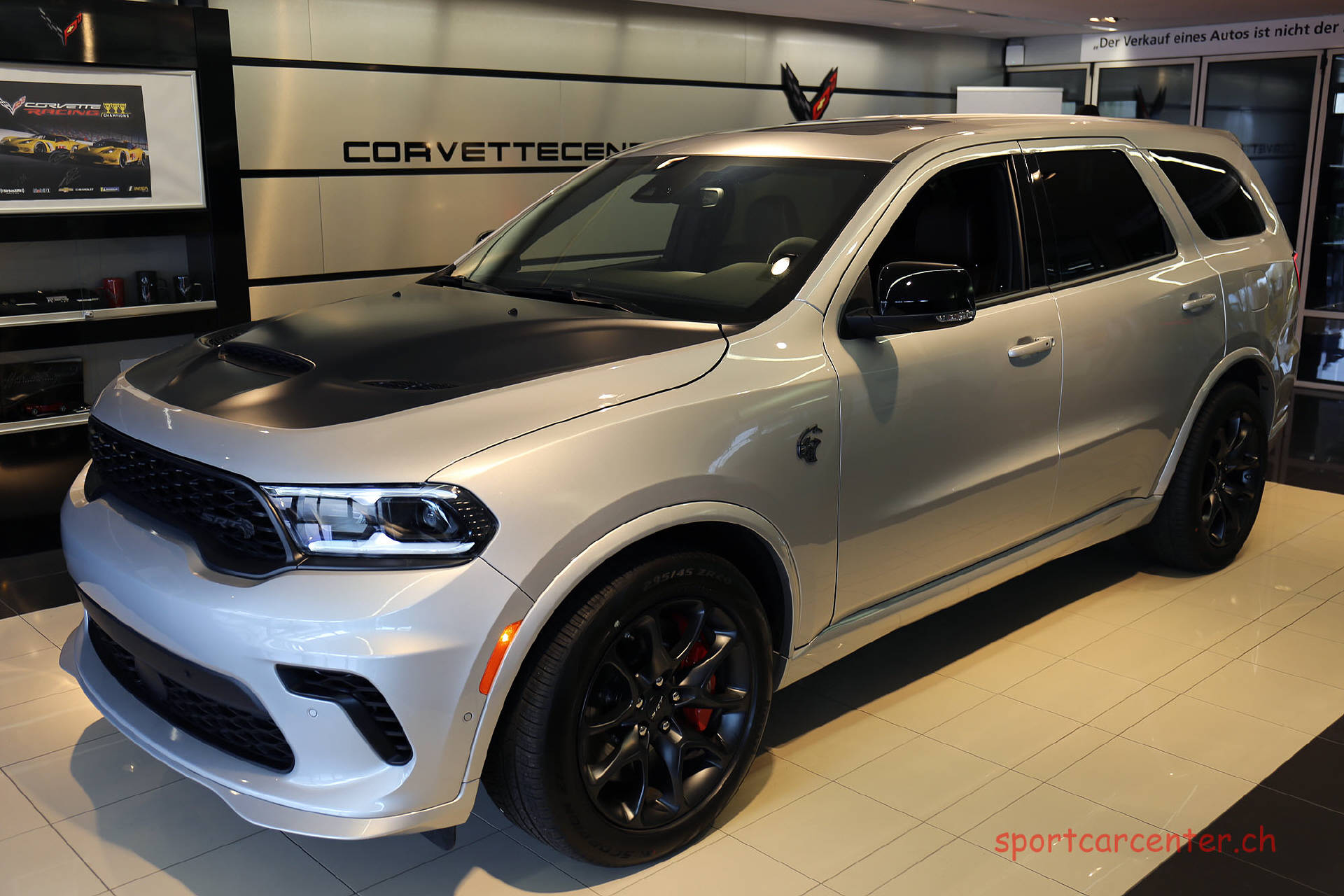 DODGE Durango 6.2 V8 Hellcat Silver Bullet-showroom-element-1
