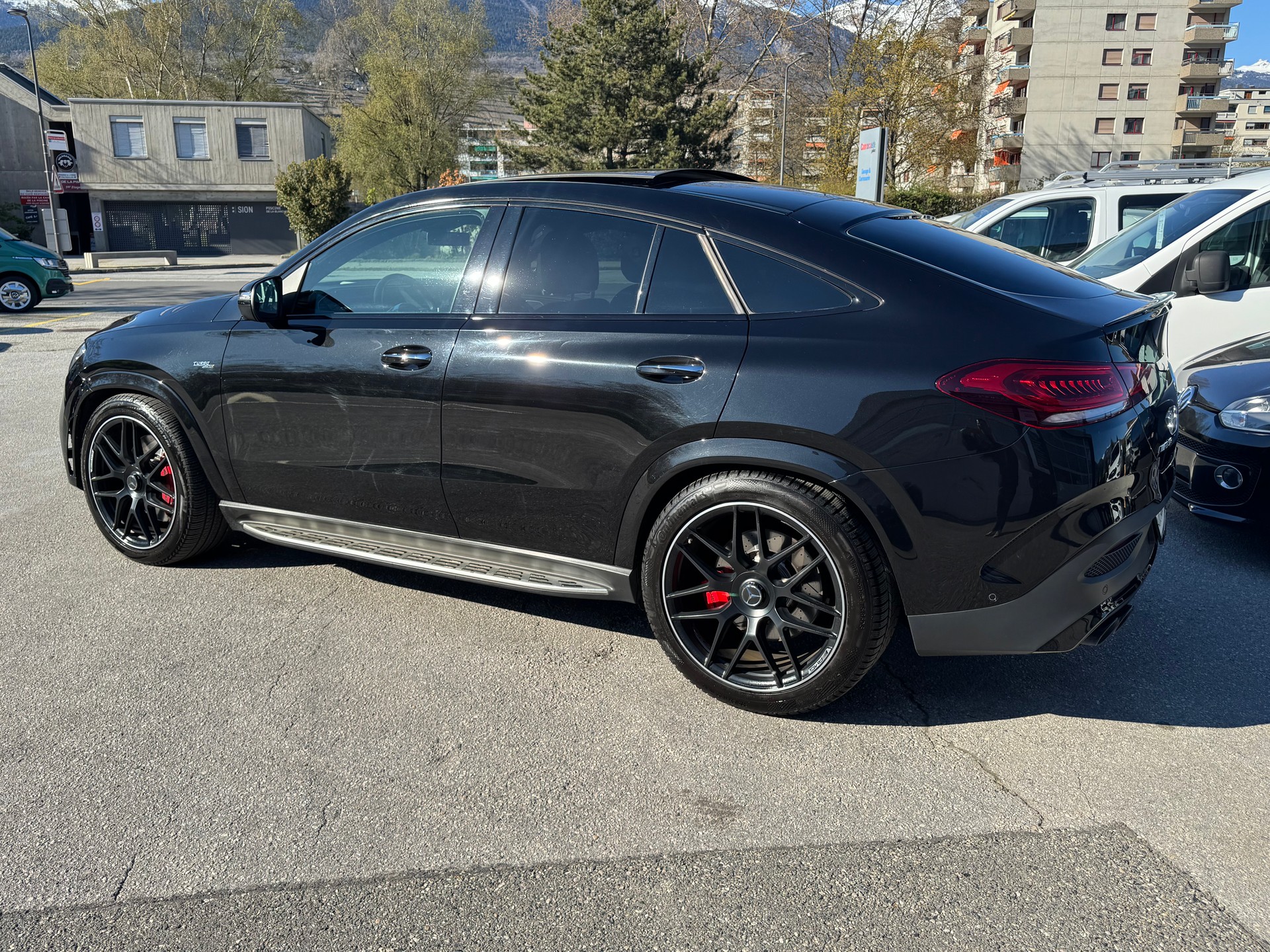 MERCEDES-BENZ GLE Coupé 53 AMG 4Matic+ Speedshift-image-6