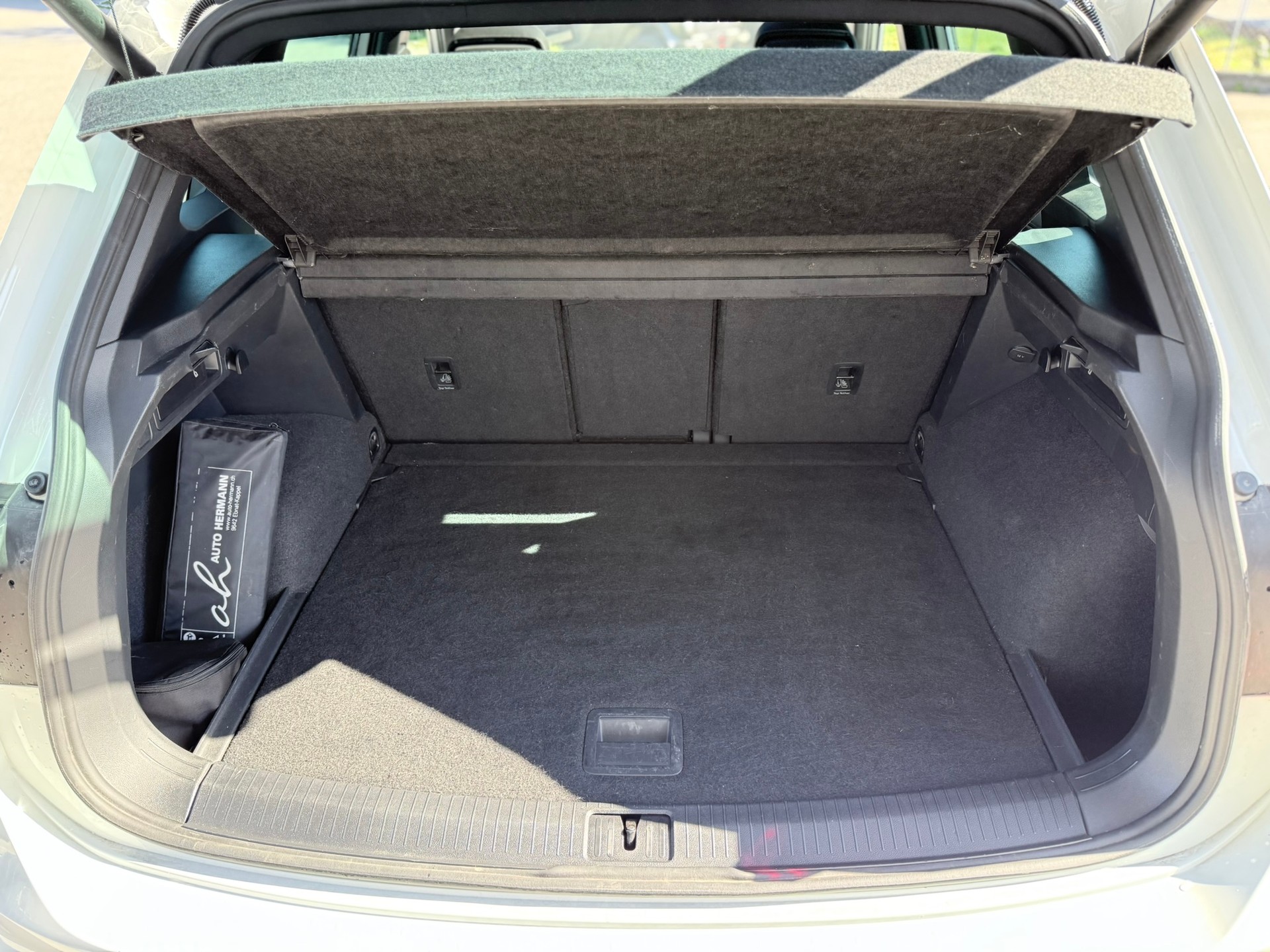 VW Tiguan 2.0 TDI SCR Highline 4Motion DSG-image-16