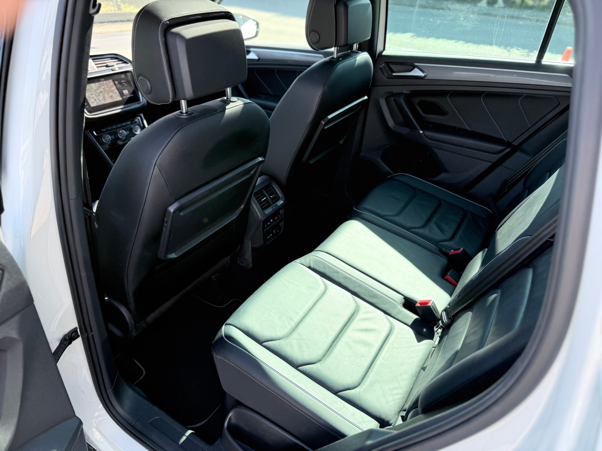 VW Tiguan 2.0 TDI SCR Highline 4Motion DSG-image-13
