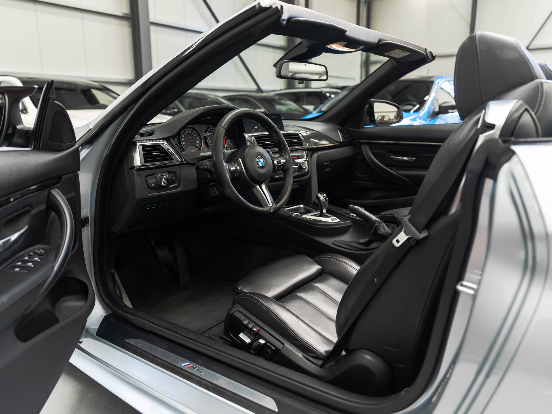 BMW M4 Cabriolet DKG-image-6
