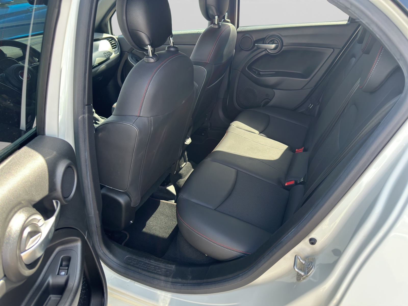 FIAT 500 X 1.3 GSE Sport-image-10