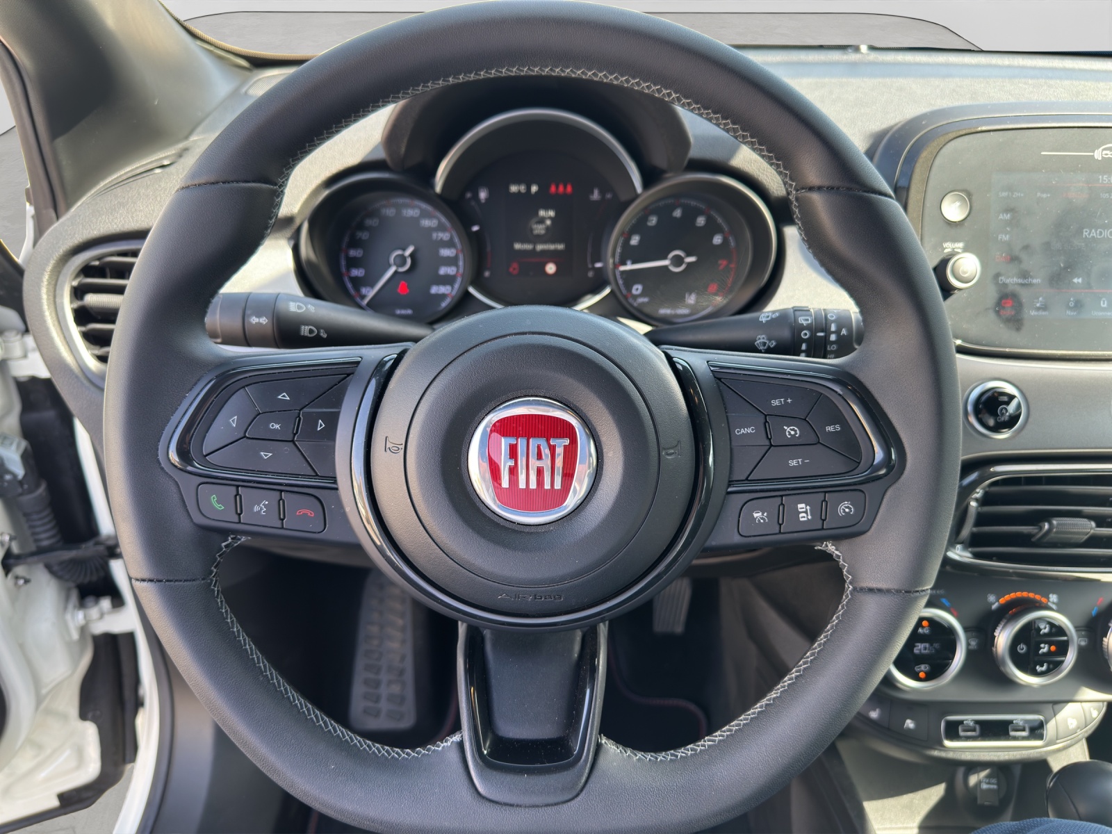 FIAT 500 X 1.3 GSE Sport-image-8