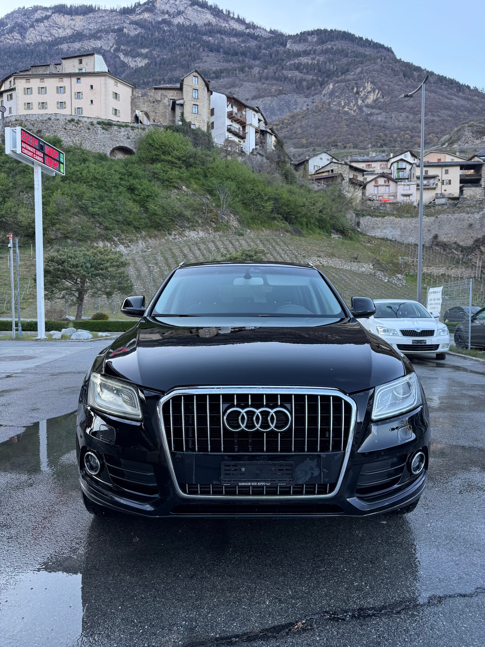 AUDI Q5 2.0 TDI quattro S-tronic-image-1