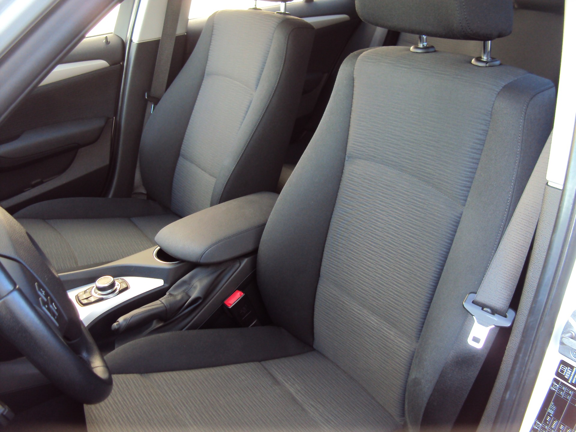 BMW X1 xDrive 18d Steptronic-image-14