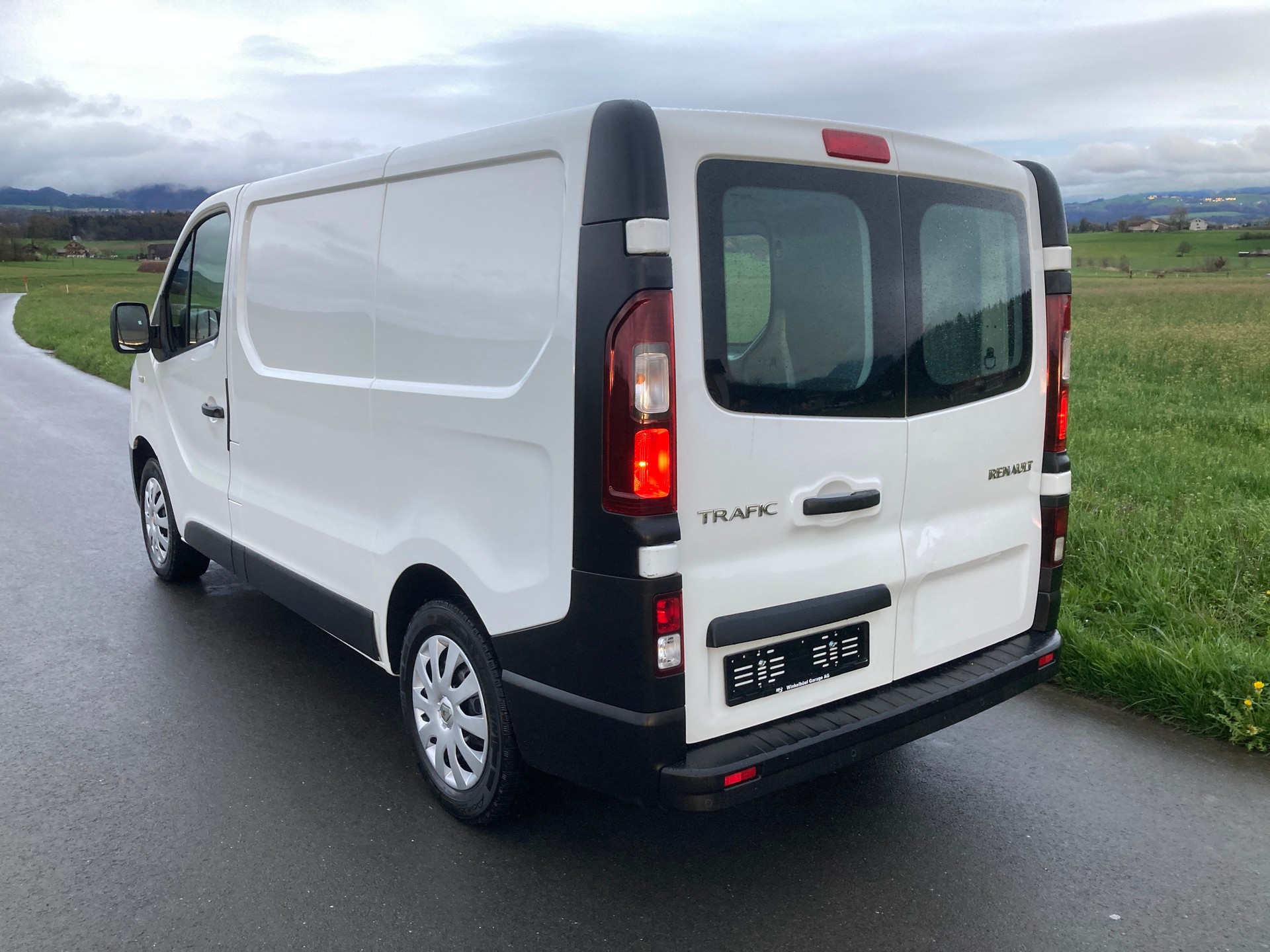 RENAULT Trafic 1.6 ENERGY TwinT. dCi125 2.9t Busin. L1H1 **Klima**Nutzlast 1'160 KG**-image-3