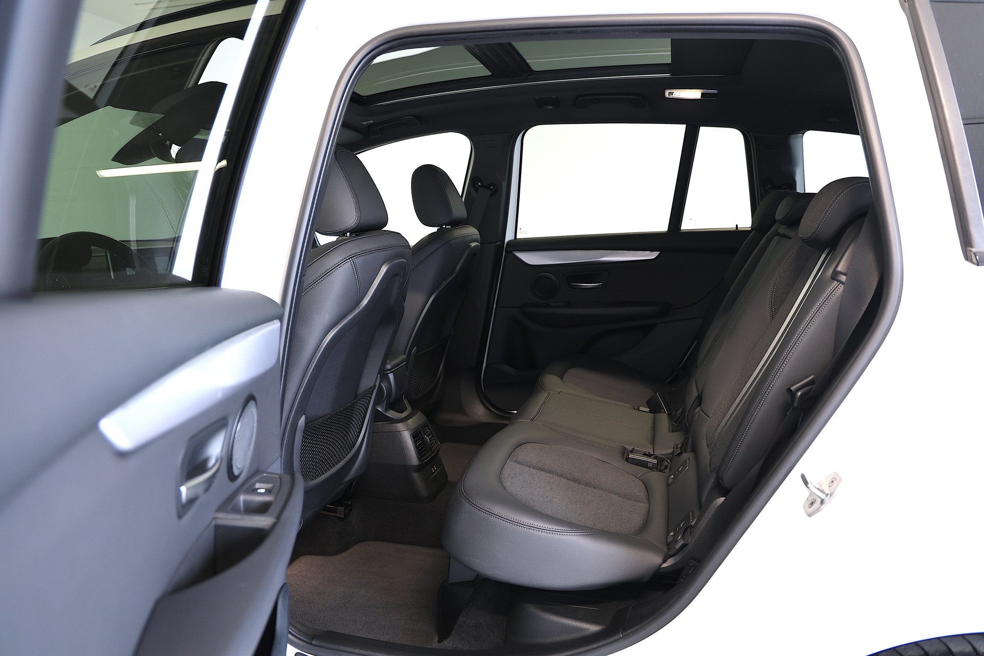 BMW 216d Gran Tourer M Sport *7-Sitzer*-image-16