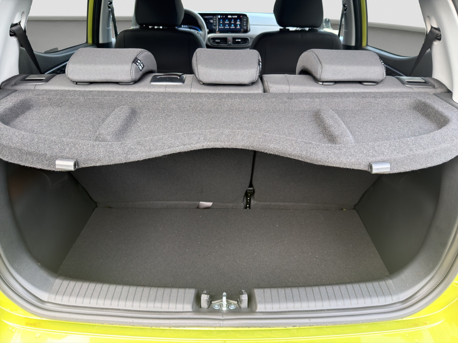 HYUNDAI i10 1.2 Amplia Aut.-image-13