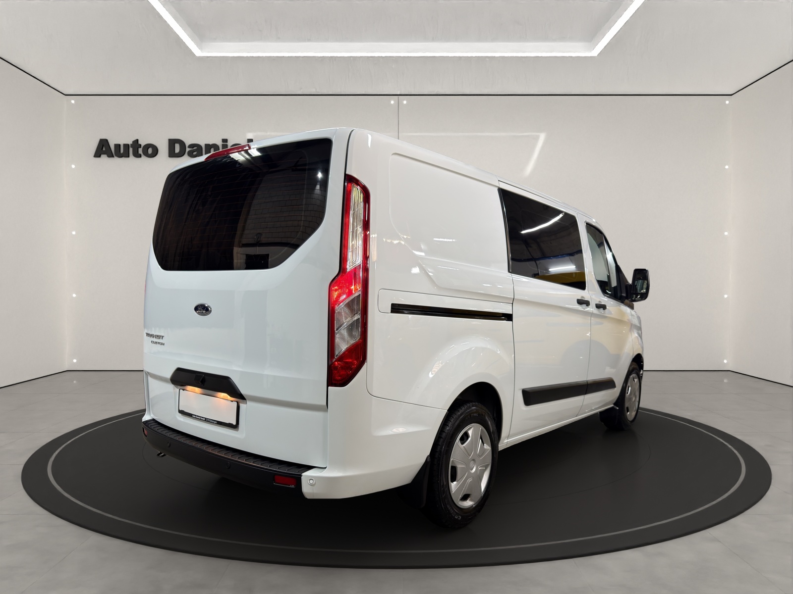 FORD Transit Custom Van 320 L1H1 Trend-image-5