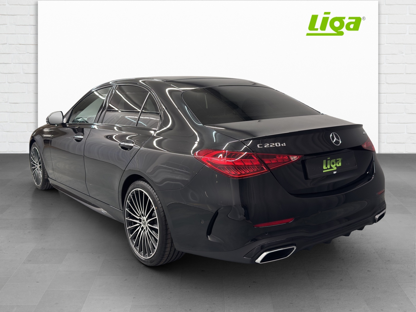 MERCEDES-BENZ C 220 d AMG Line 4Matic Swiss Star Lim.-showroom-element-3