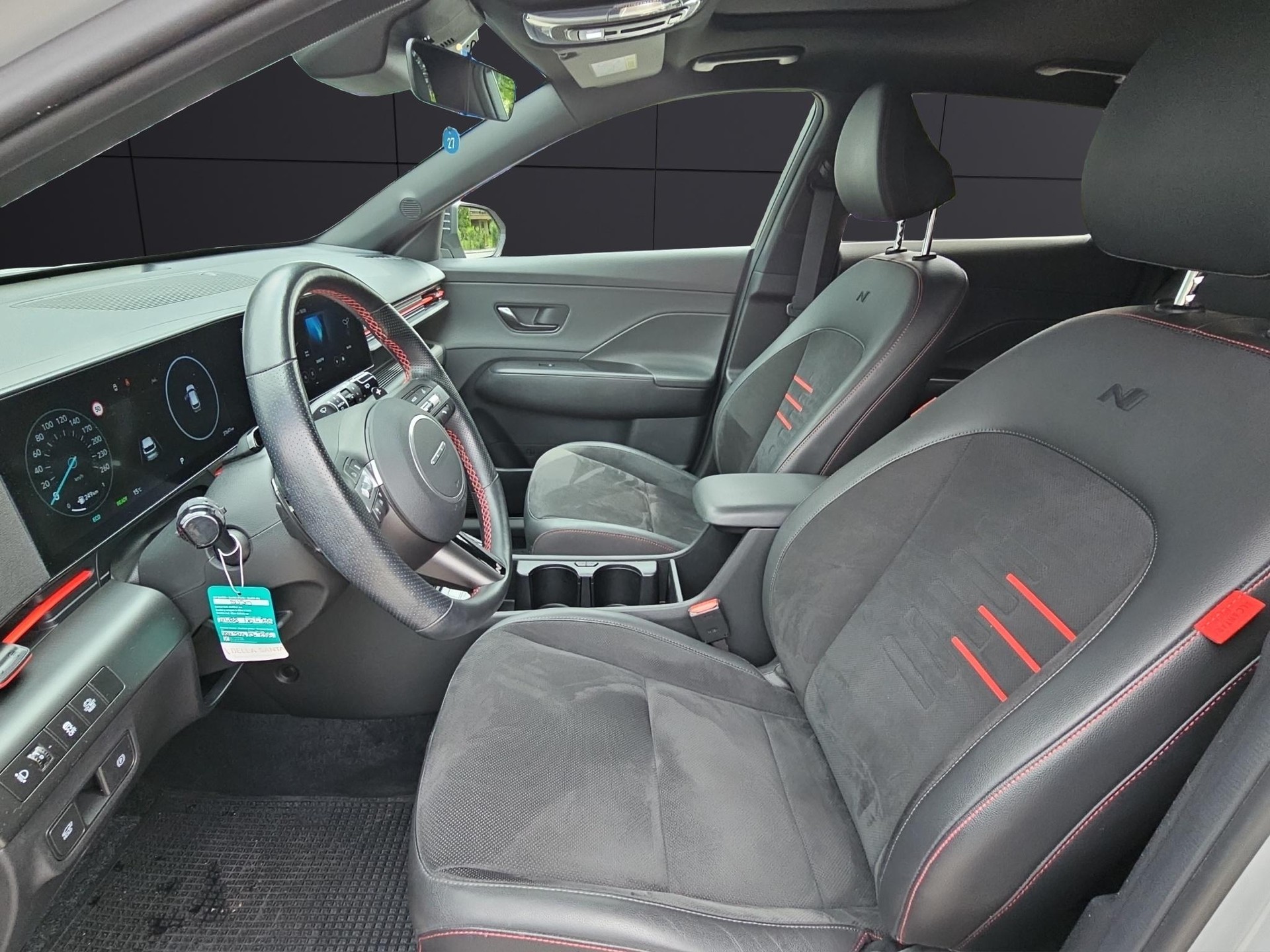 HYUNDAI Kona 1.6 GDi Hybrid N-Line-image-9