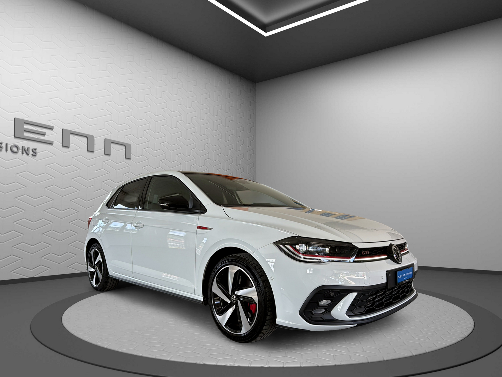 VW Polo 2.0 TSI GTI DSG-image-7