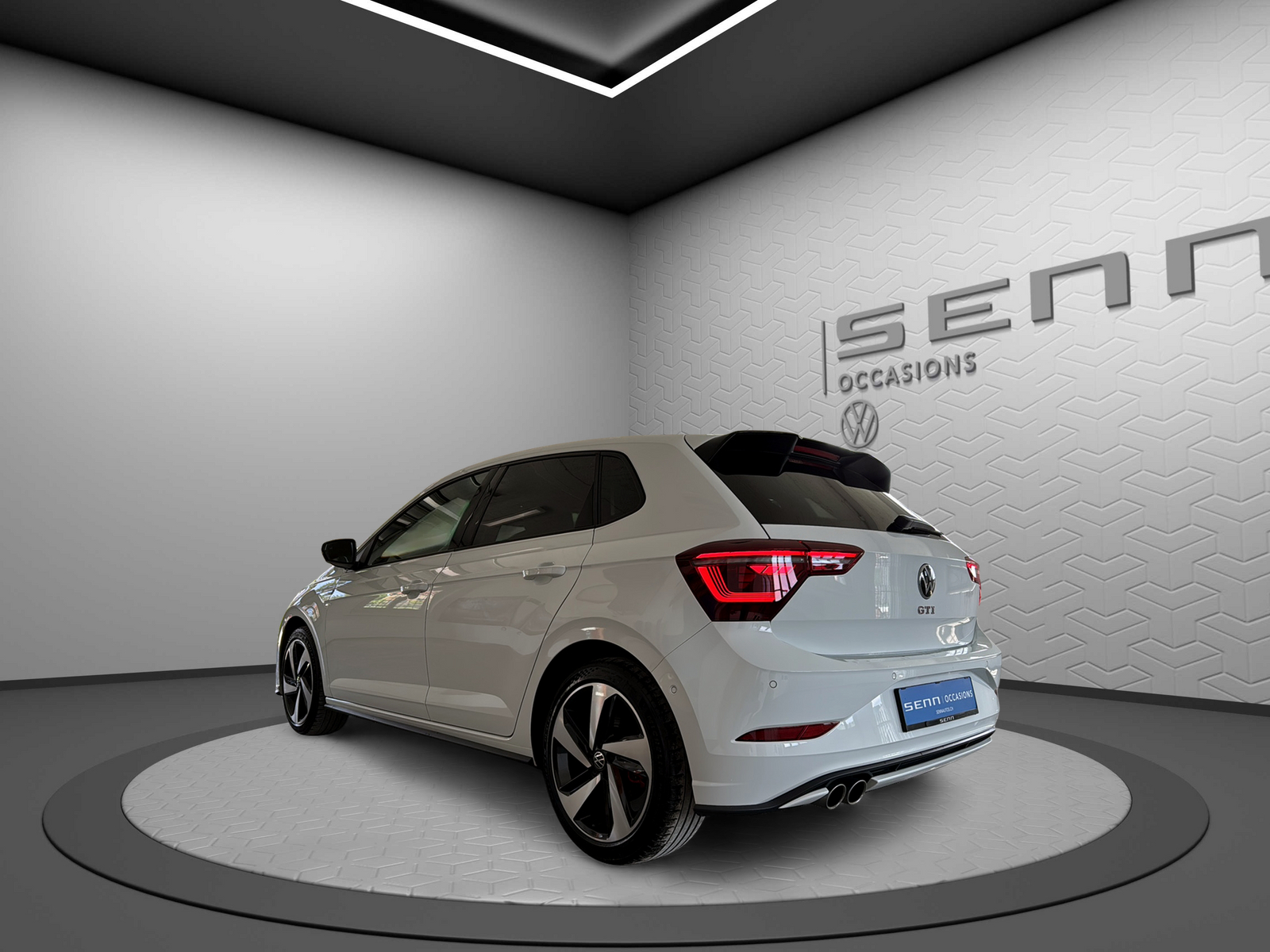 VW Polo 2.0 TSI GTI DSG-image-3