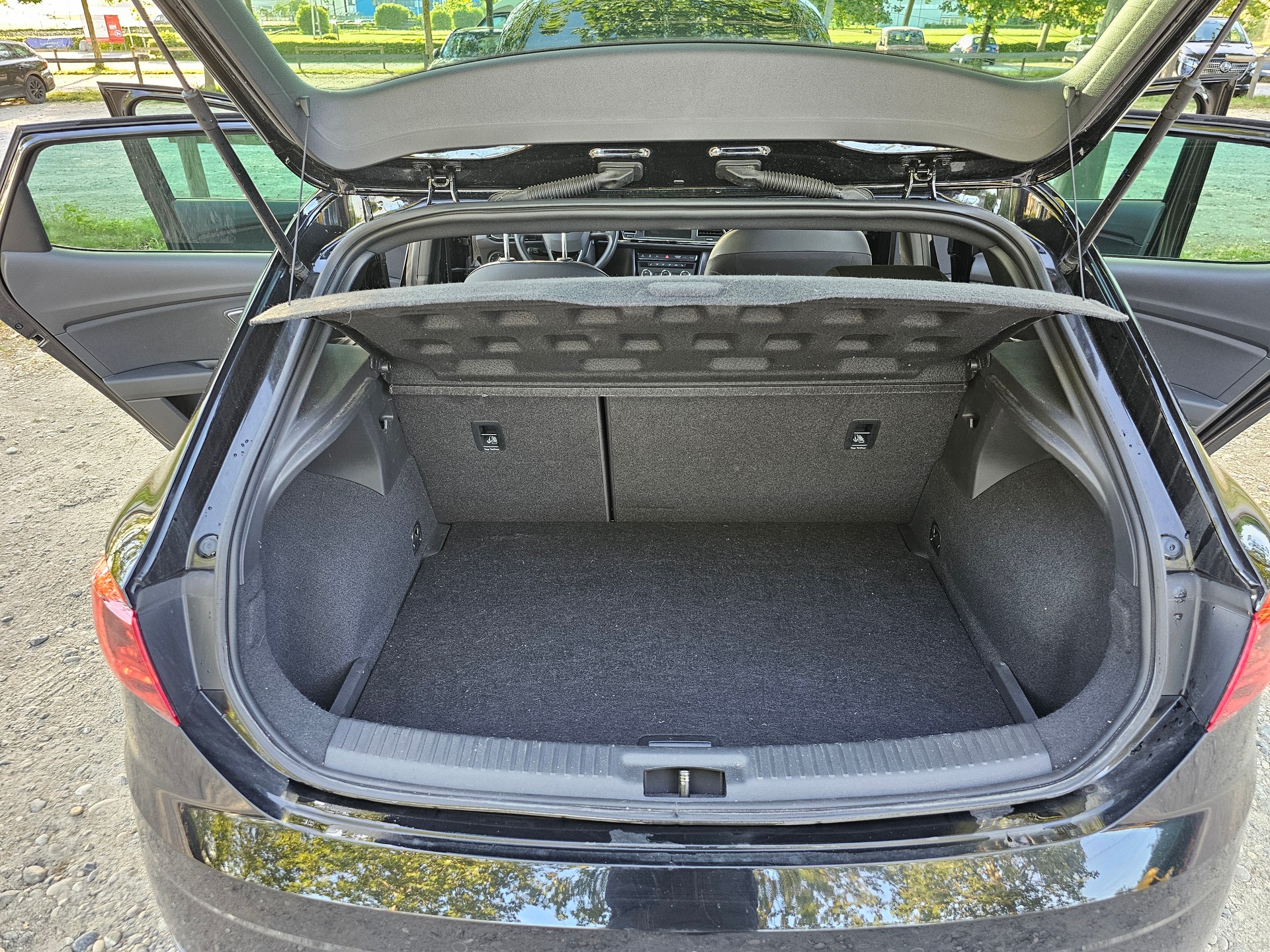 SEAT Leon FR 1.5 TSI EVO ACT Beats (5F Facelift)-image-13