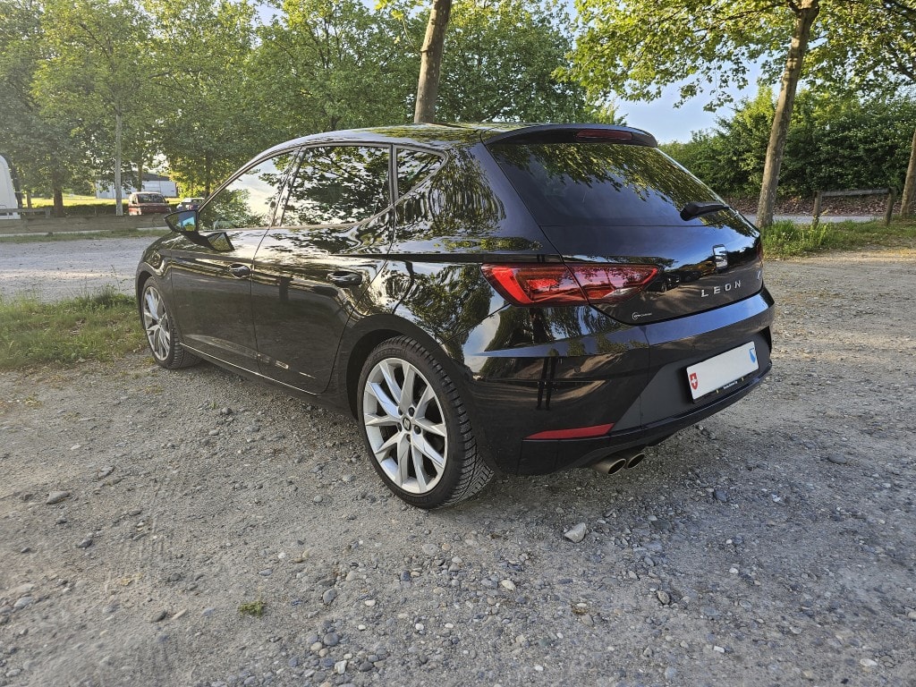 SEAT Leon FR 1.5 TSI EVO ACT Beats (5F Facelift)-image-3