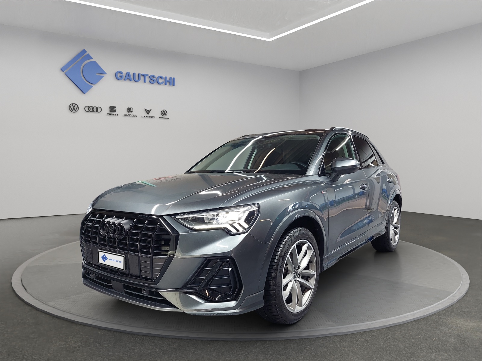AUDI Q3 35 TDI S line quattro S-tronic-image-0