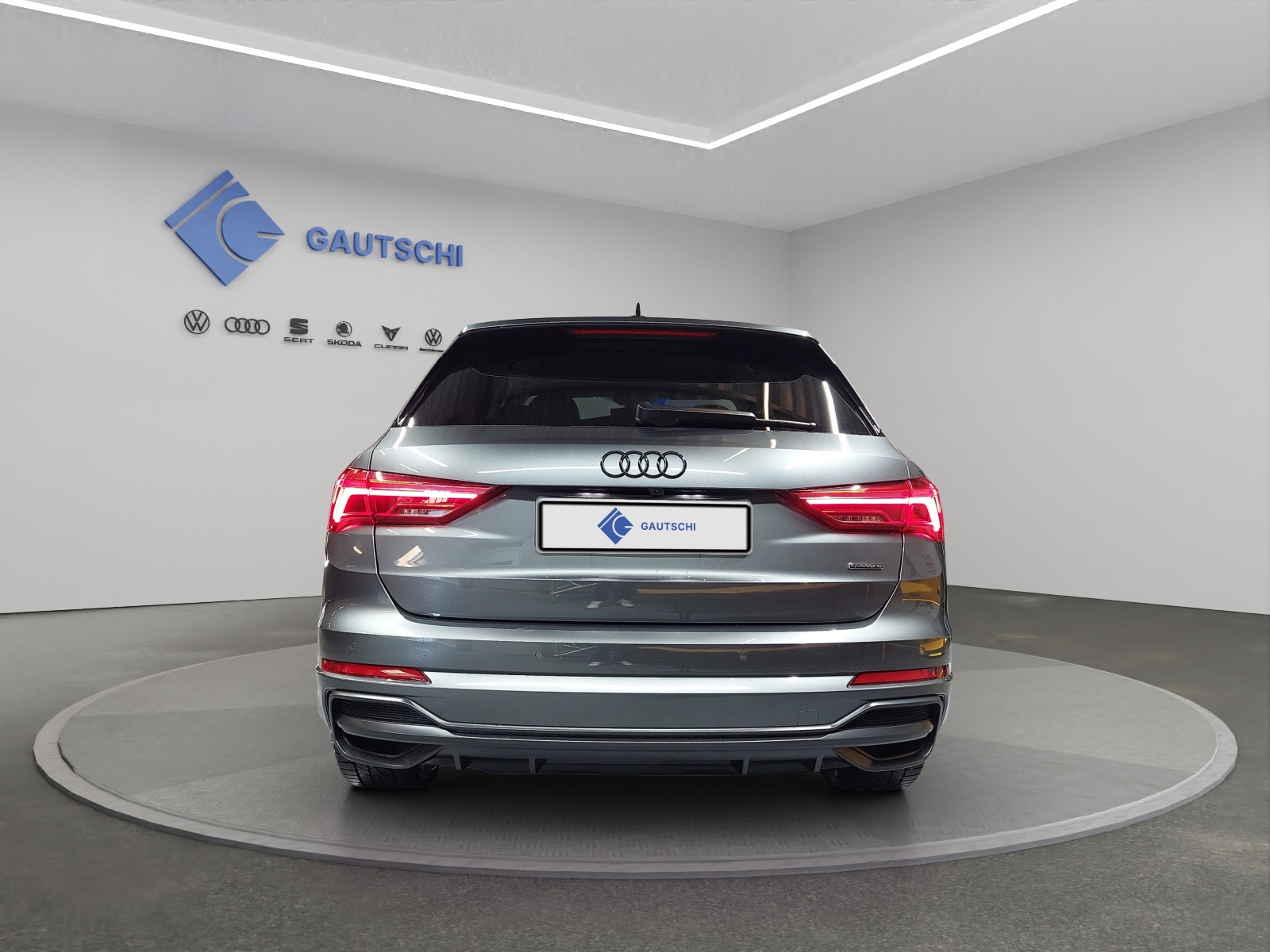 AUDI Q3 35 TDI S line quattro S-tronic-image-3