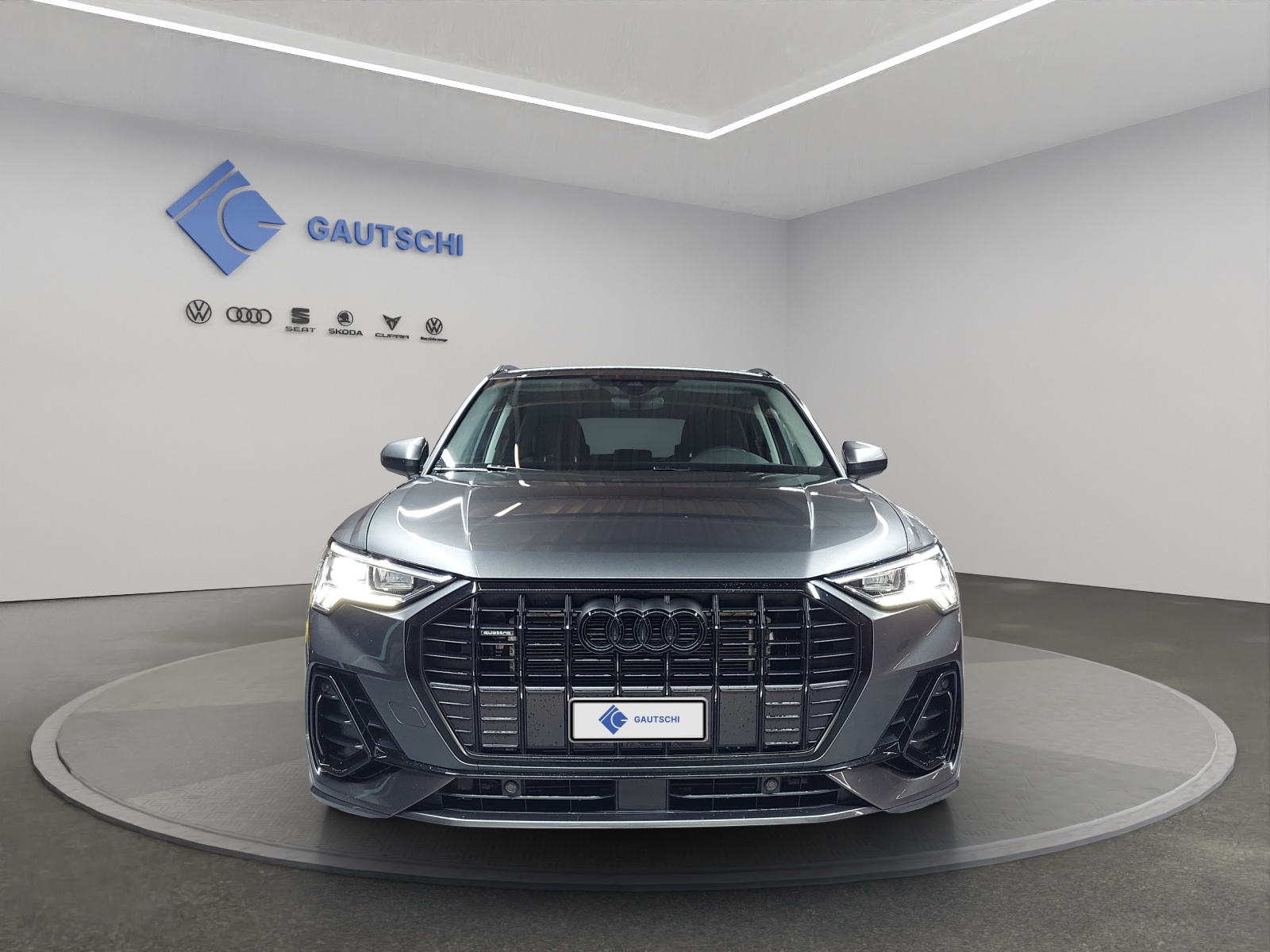 AUDI Q3 35 TDI S line quattro S-tronic-image-4
