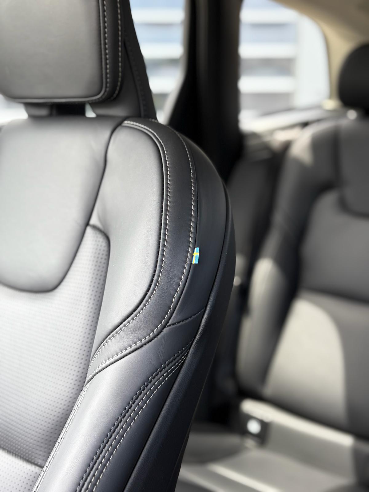 VOLVO XC60 2.0 T8 TE Black Edition eAWD-image-15