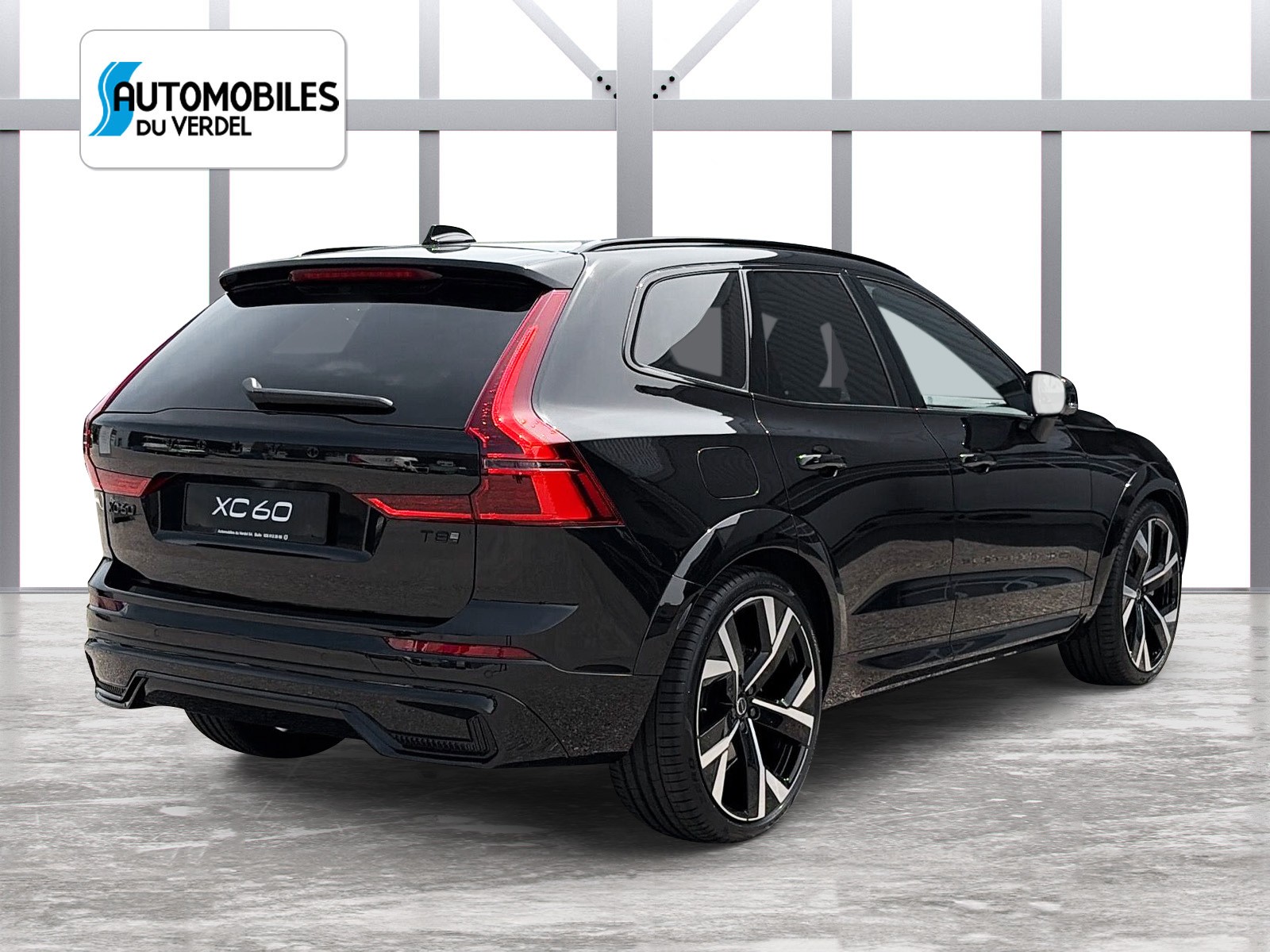 VOLVO XC60 2.0 T8 TE Black Edition eAWD-image-4