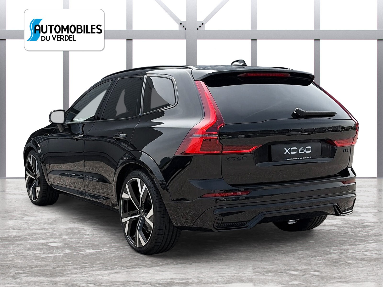 VOLVO XC60 2.0 T8 TE Black Edition eAWD-image-2