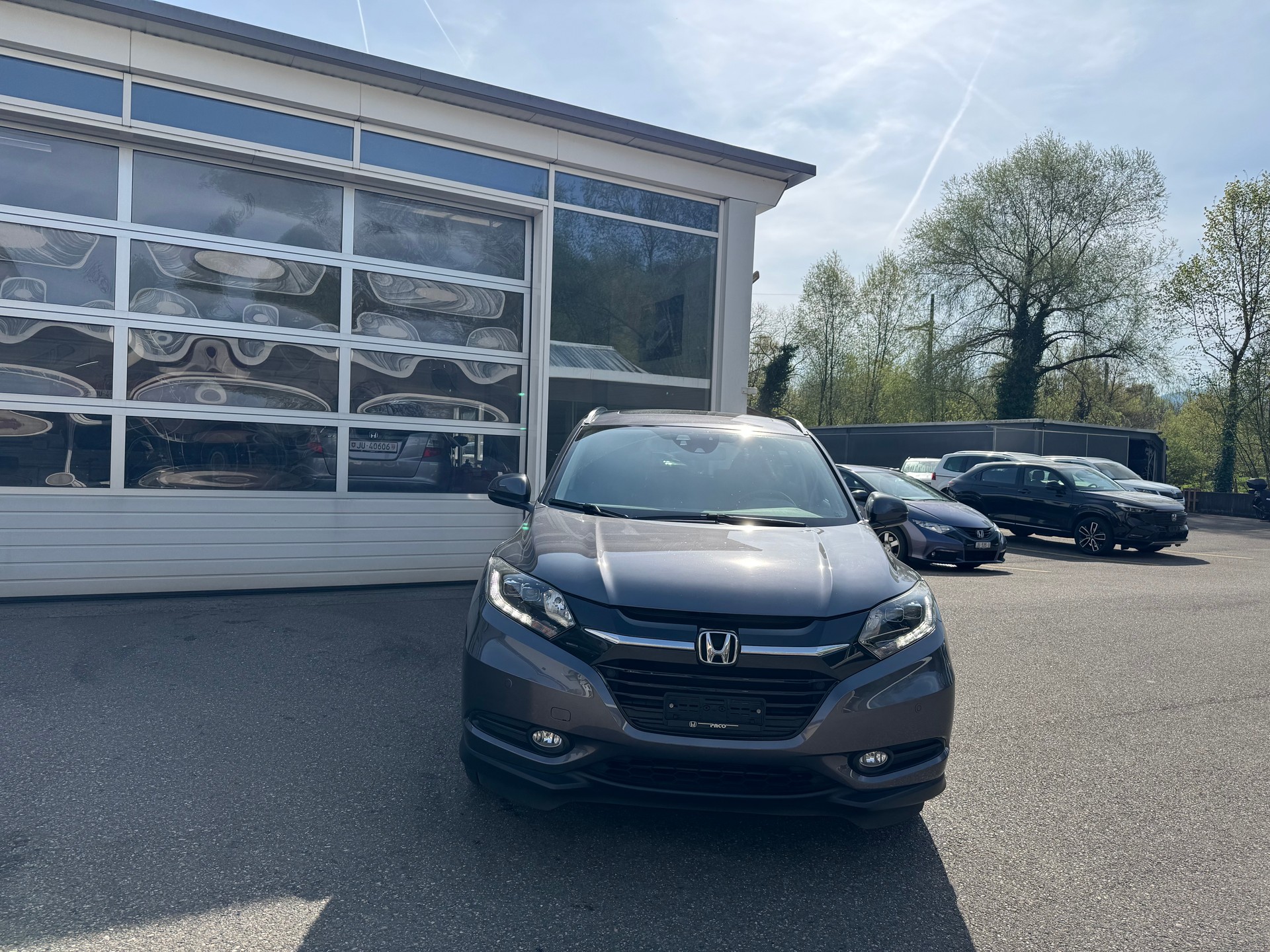 HONDA HR-V 1.5i-VTEC Executive CVT-image-2