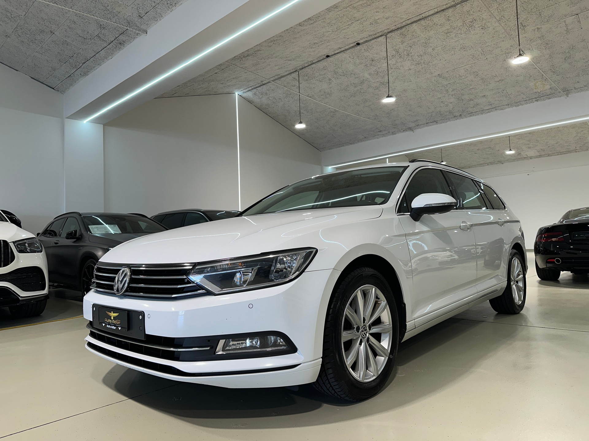 VW Passat Variant 2.0 TDI BMT Comfortline-image-2
