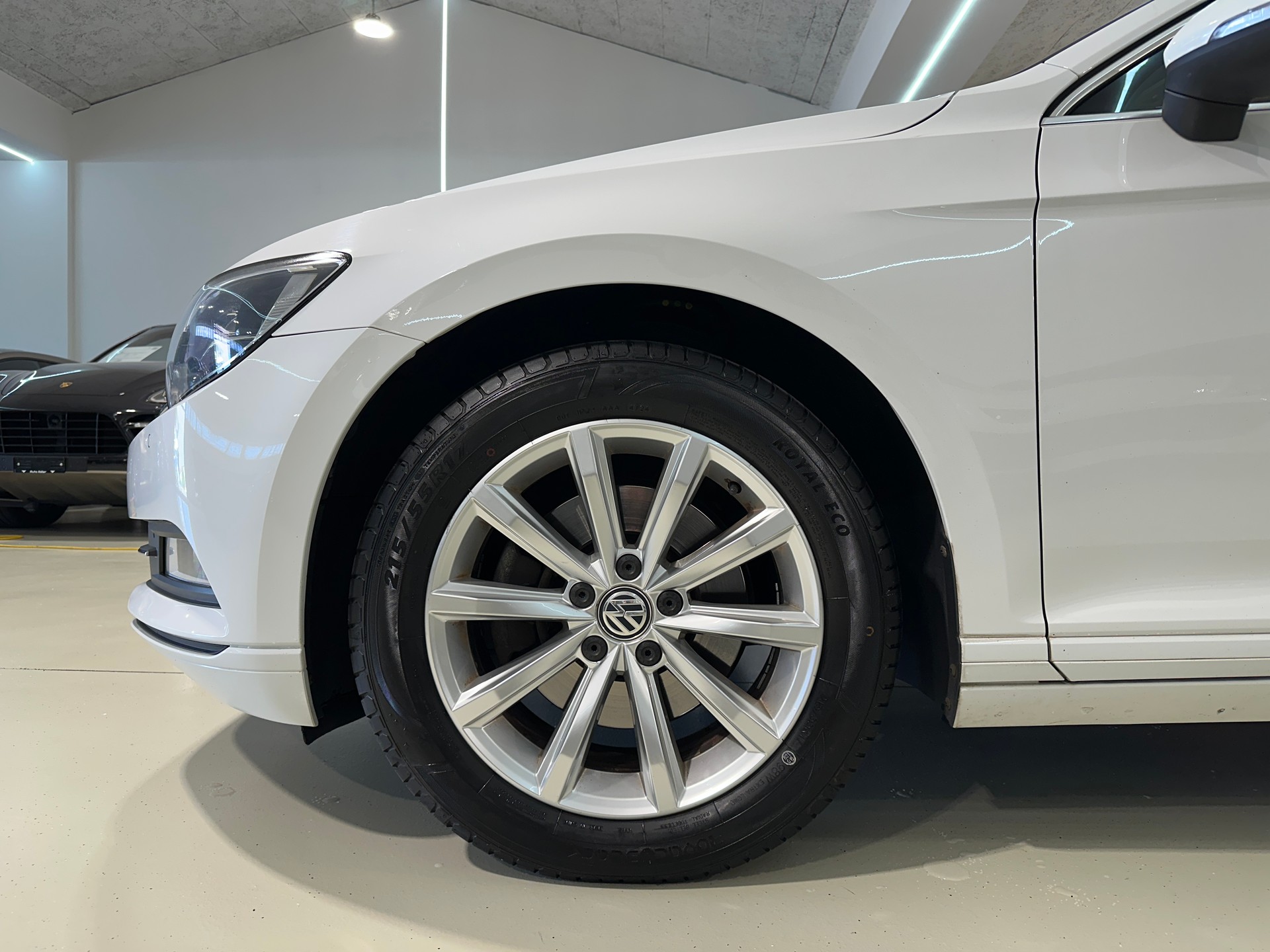 VW Passat Variant 2.0 TDI BMT Comfortline-image-3