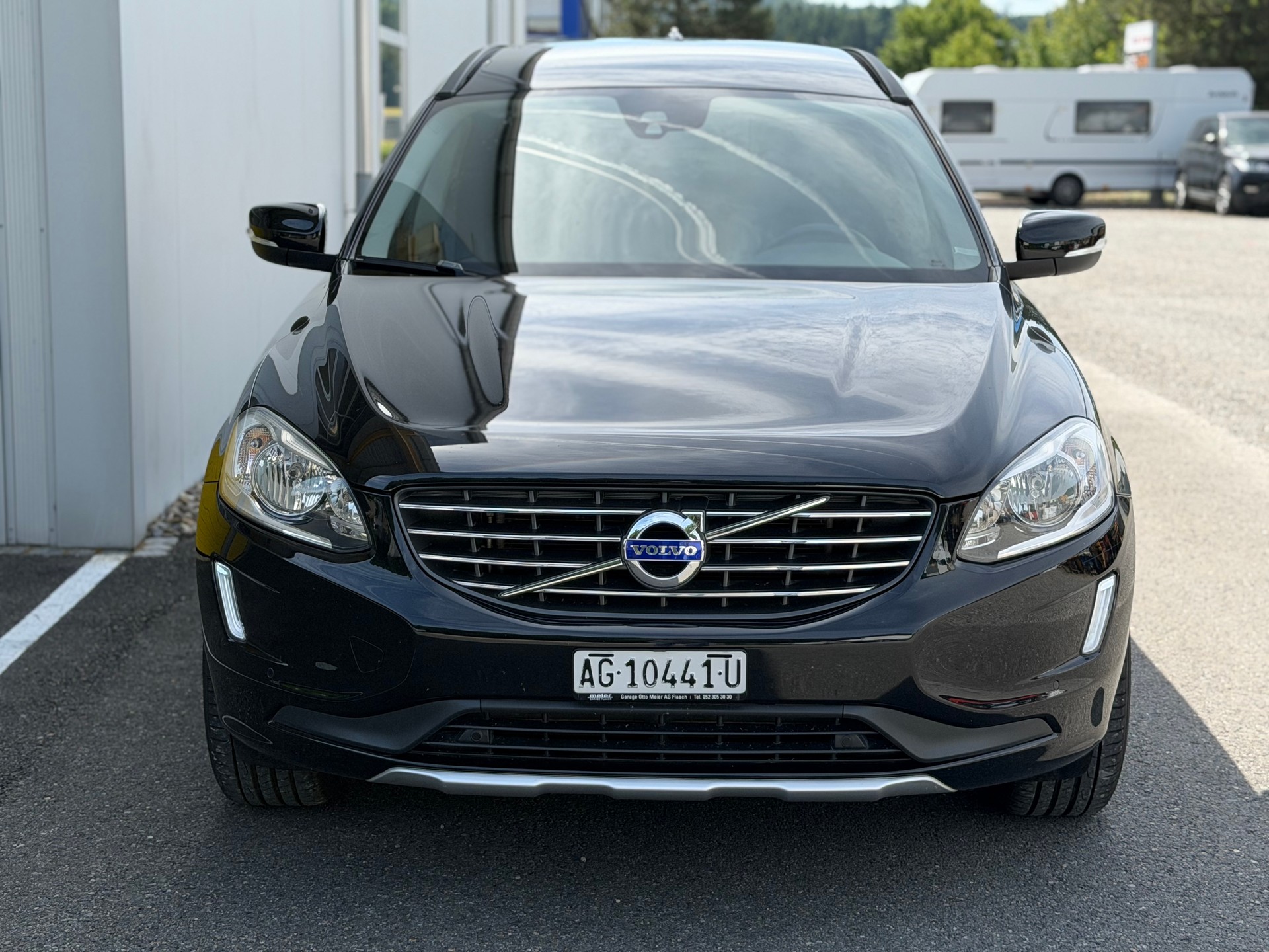 VOLVO XC60 D5 AWD Summum Geartronic-image-1