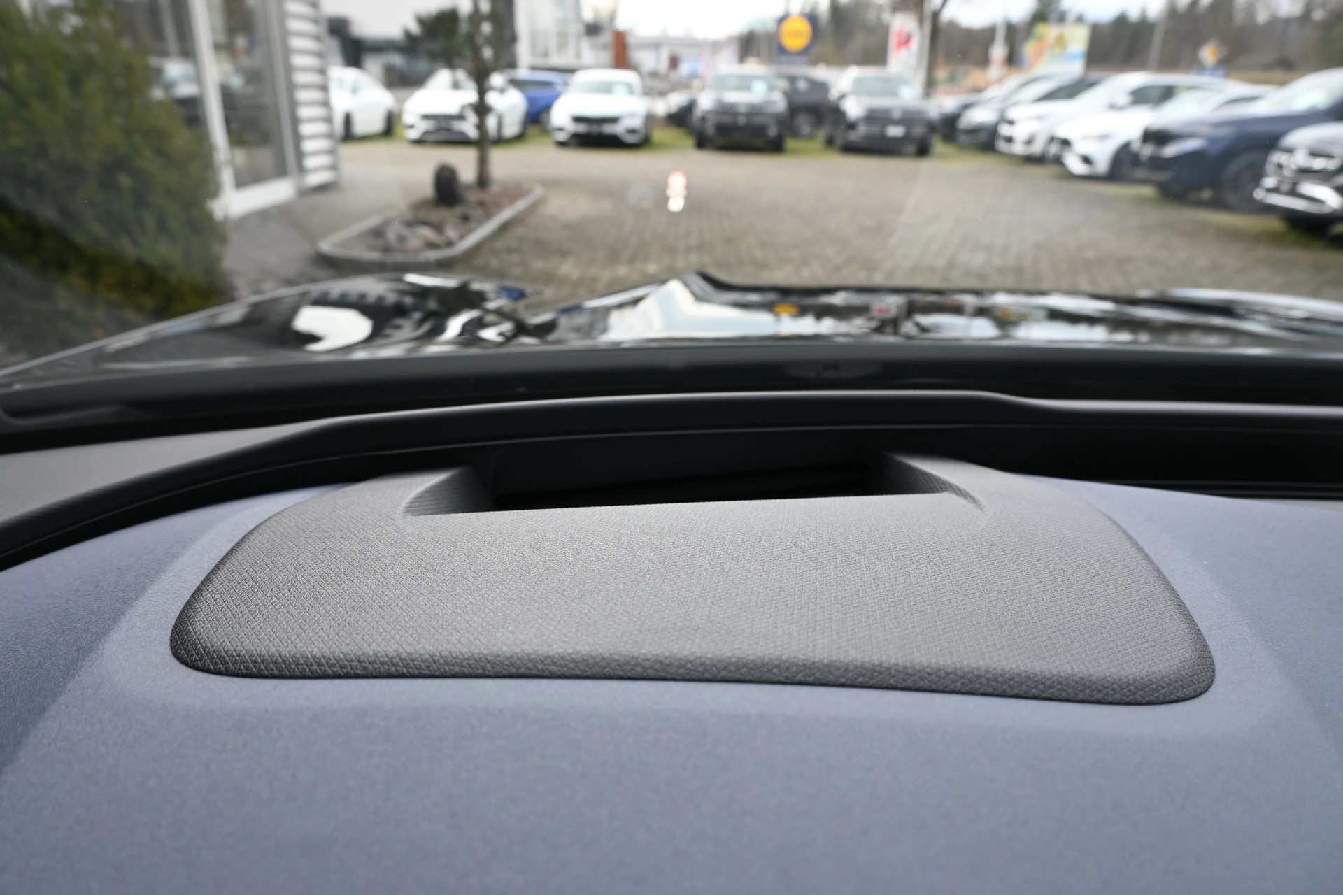 CUPRA Terramar 2.0 TSI DSG 4Drive VZ 265PS + AHK für 2200kg-image-16