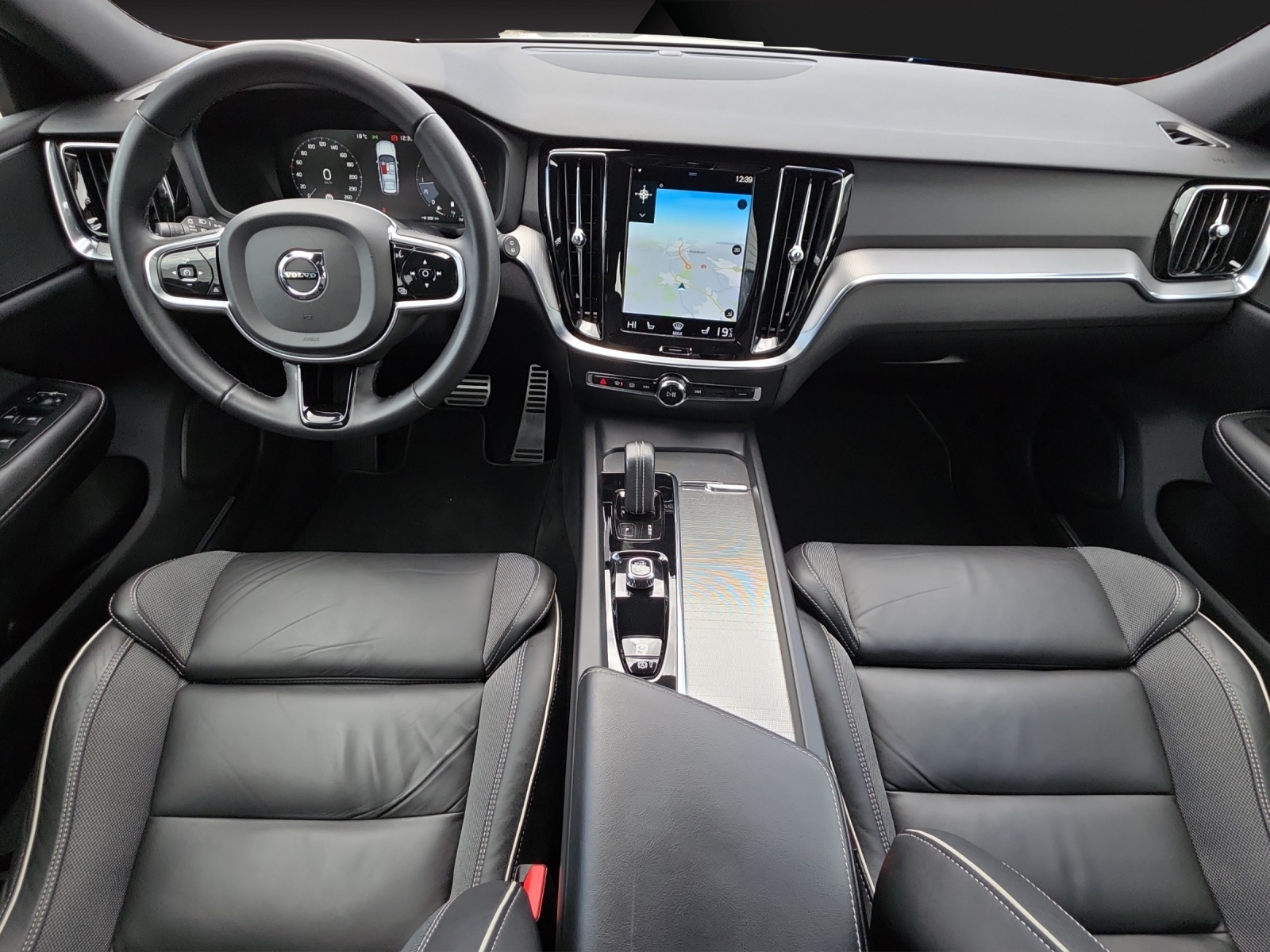 VOLVO V60 B4 Diesel Mild Hybrid Plus Dark Geartronic-image-9