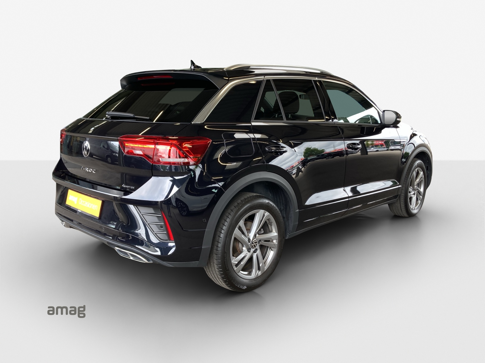 VW T-Roc 2.0 TSI R-Line DSG 4Motion-image-4