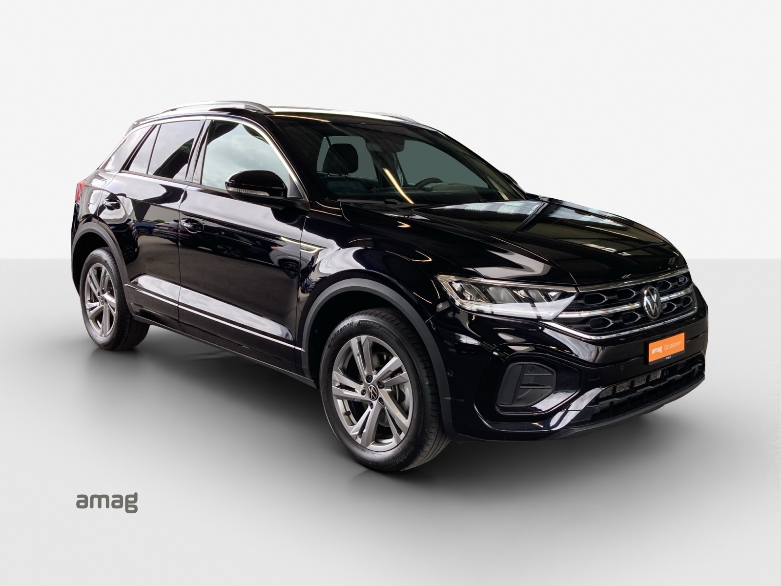VW T-Roc 2.0 TSI R-Line DSG 4Motion-image-5
