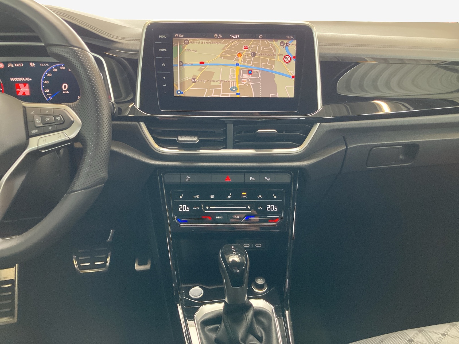 VW T-Roc 2.0 TSI R-Line DSG 4Motion-image-10