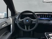 BMW iX xDrive60 M Sport Pro **Action de leasing à 0.9%**-image-15