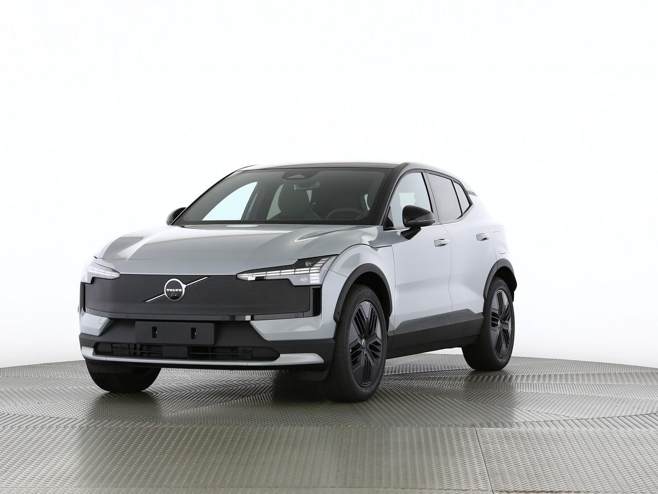 VOLVO EX30 CC P8 Ultra AWD-image-0