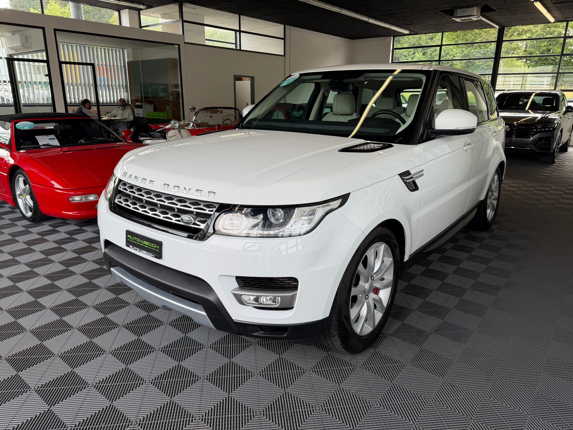 LAND ROVER Range Rover Sport 3.0 SDV6 HSE Automatic-image-5