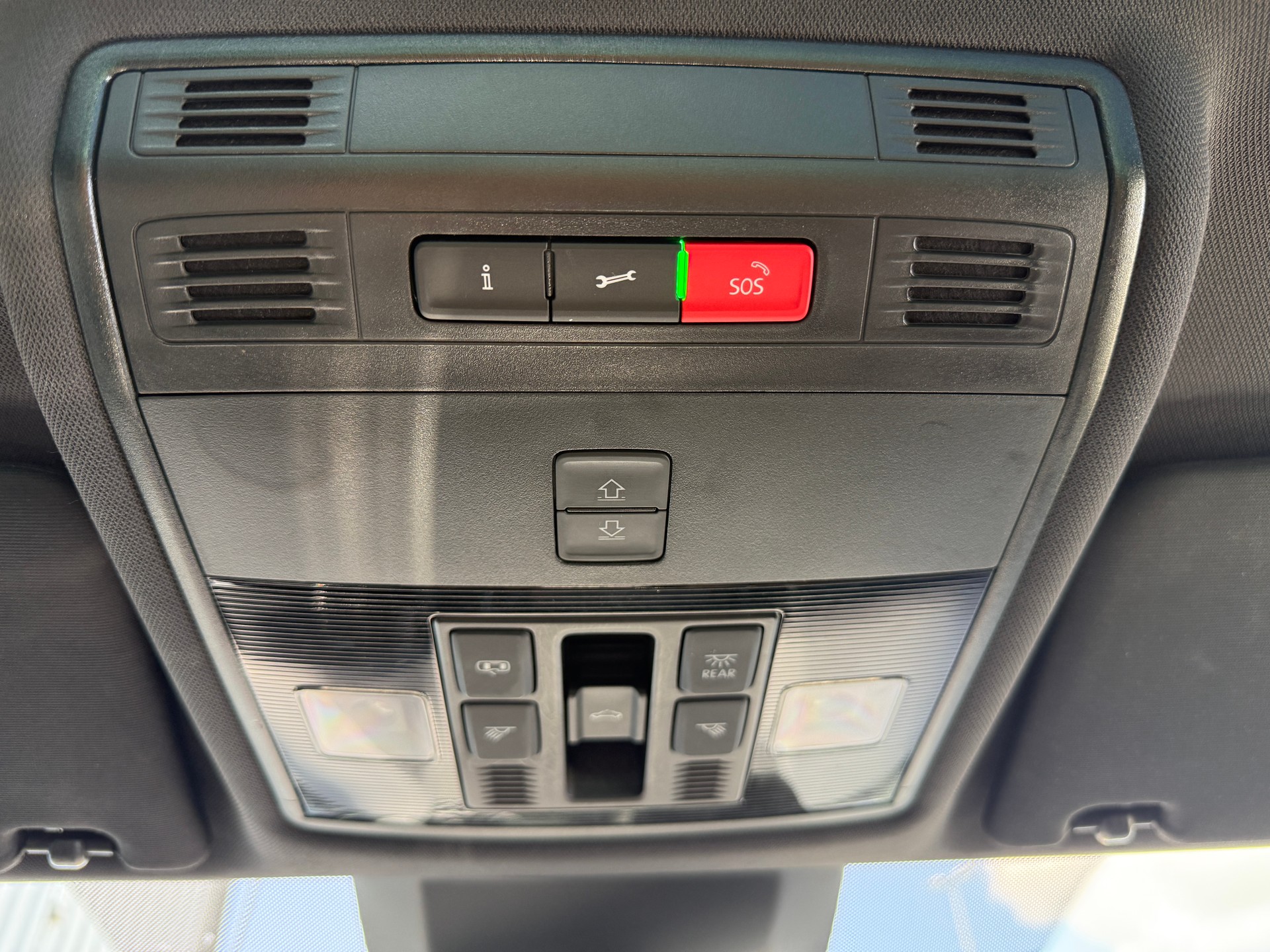 SKODA Kodiaq 2.0 Bi-TDI SCR RS 4x4 DSG ***STANDHEIZUNG MIT FERNBEDIENUNG***-image-22