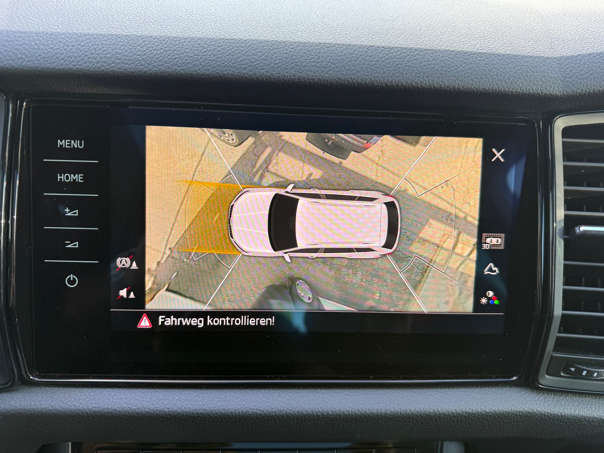 SKODA Kodiaq 2.0 Bi-TDI SCR RS 4x4 DSG ***STANDHEIZUNG MIT FERNBEDIENUNG***-image-11