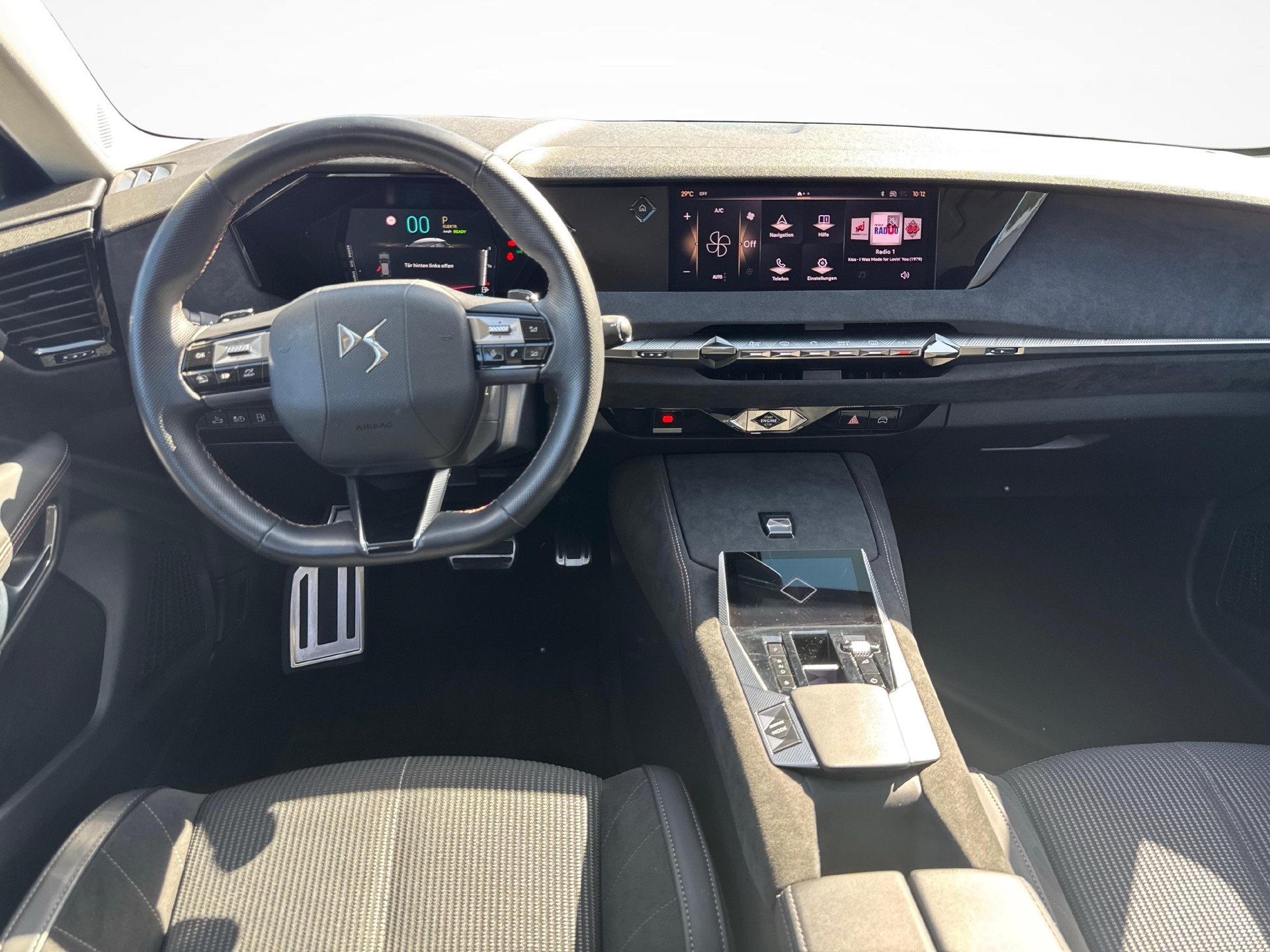 DS AUTOMOBILES 4 1.6 E-Tense Ligne Noire / Jetzt mit attraktivem 1.99% Leasing-image-9