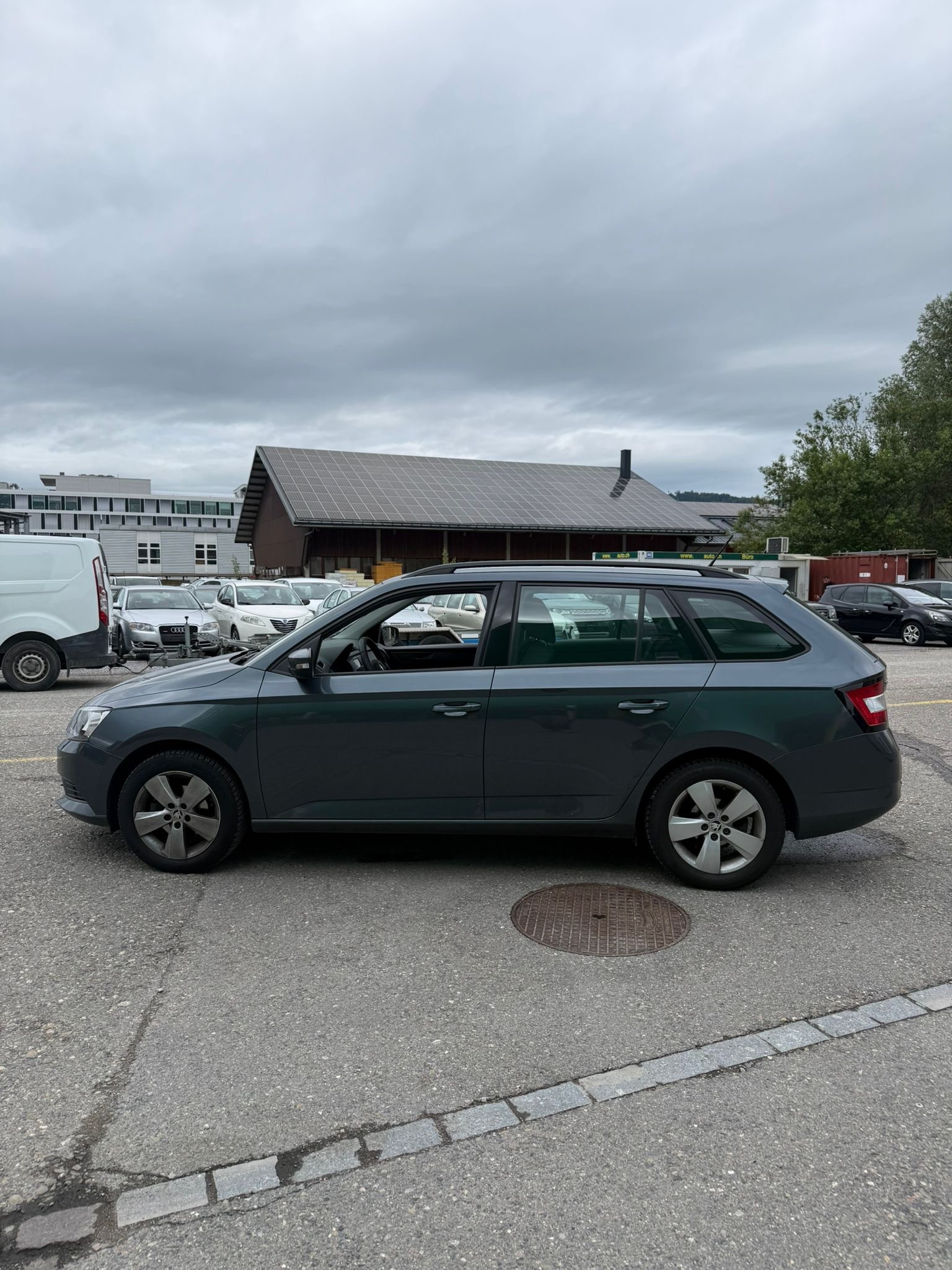 SKODA Fabia 1.2 TSI Ambition-image-2