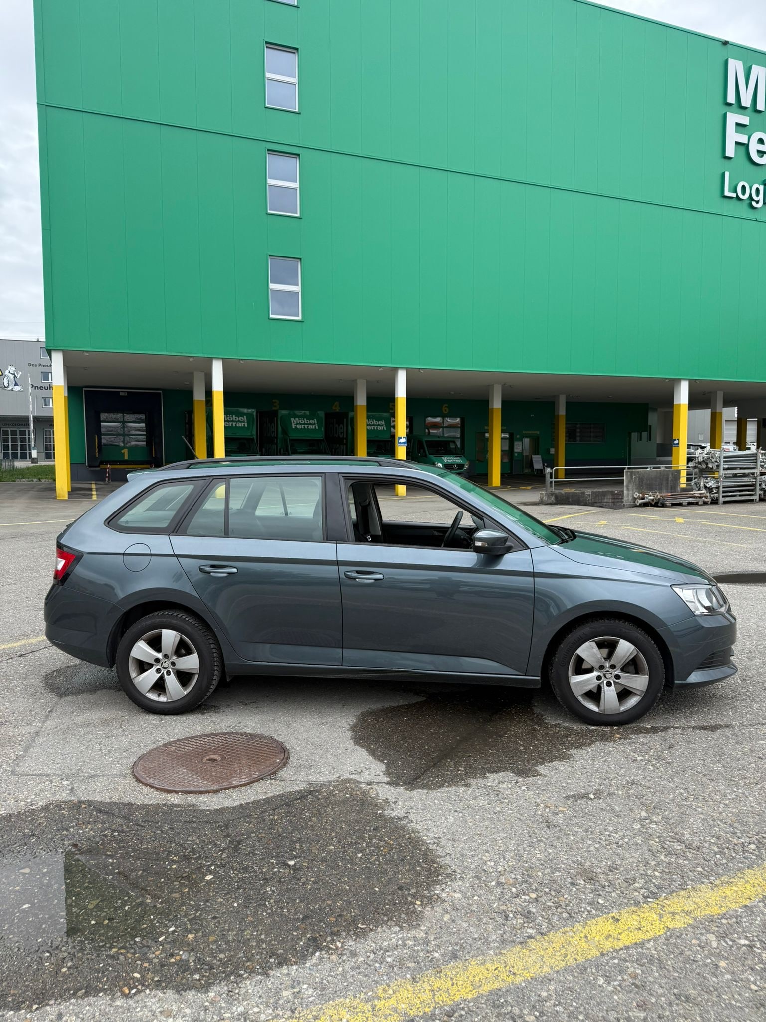 SKODA Fabia 1.2 TSI Ambition-image-5