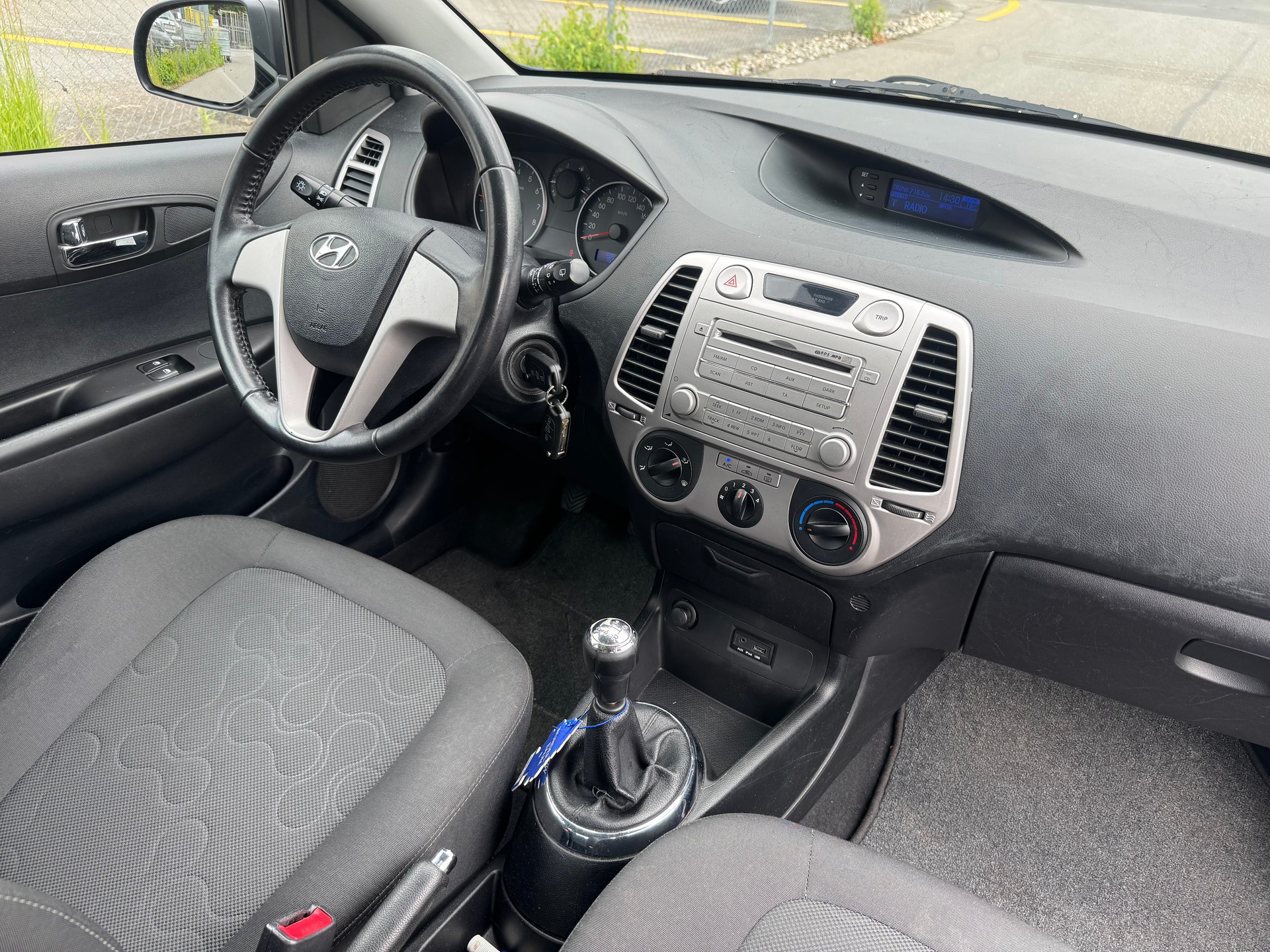 HYUNDAI i20 1.2 Comfort-image-7