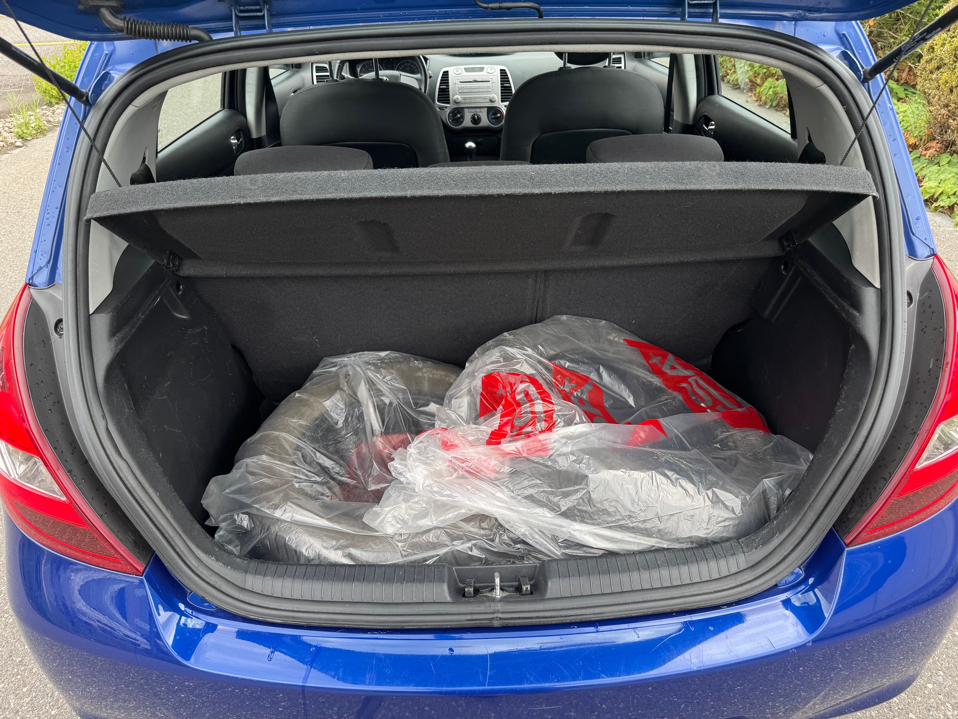 HYUNDAI i20 1.2 Comfort-image-11