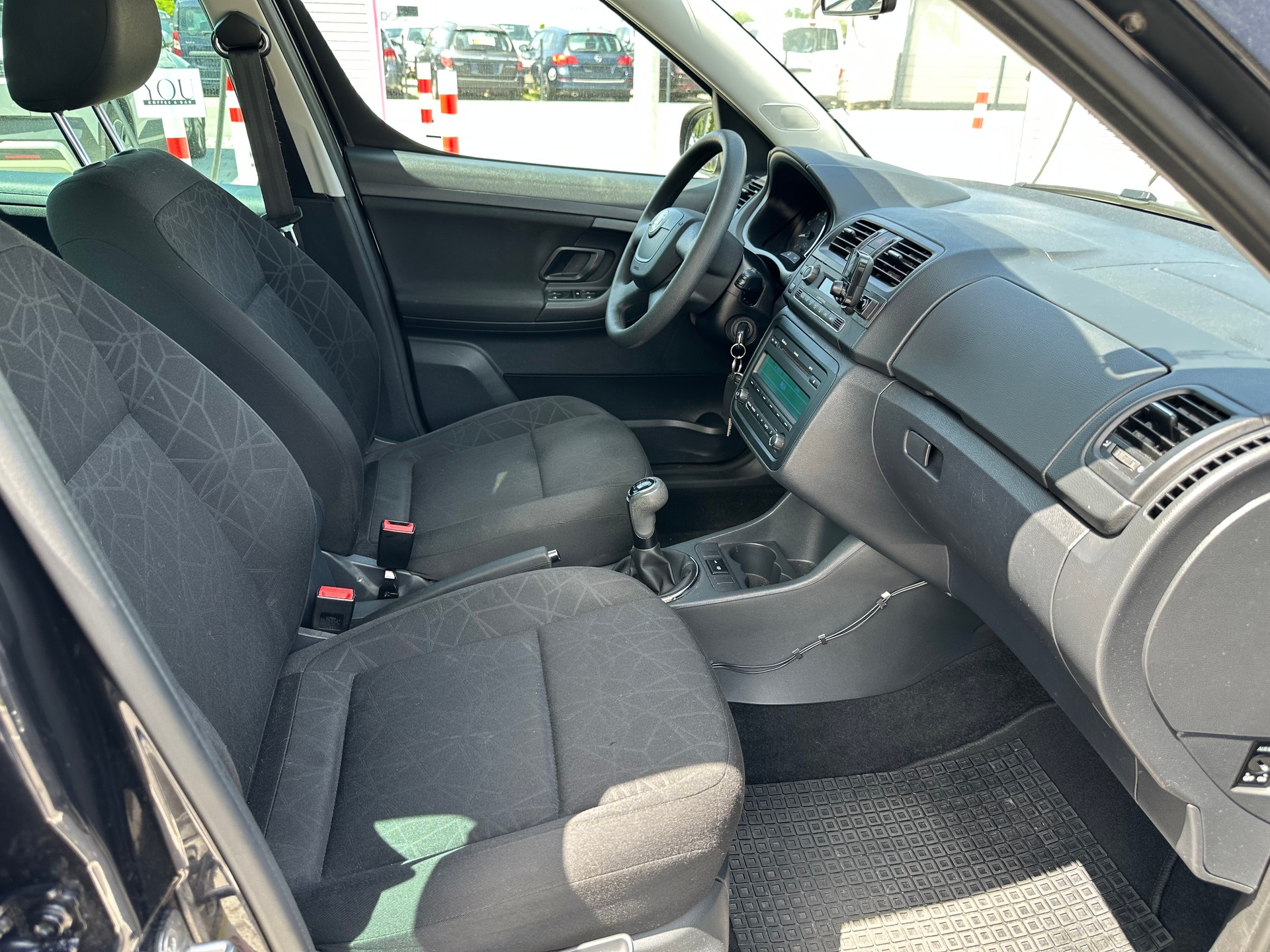 SKODA Roomster 1.2 TSI Family-image-4
