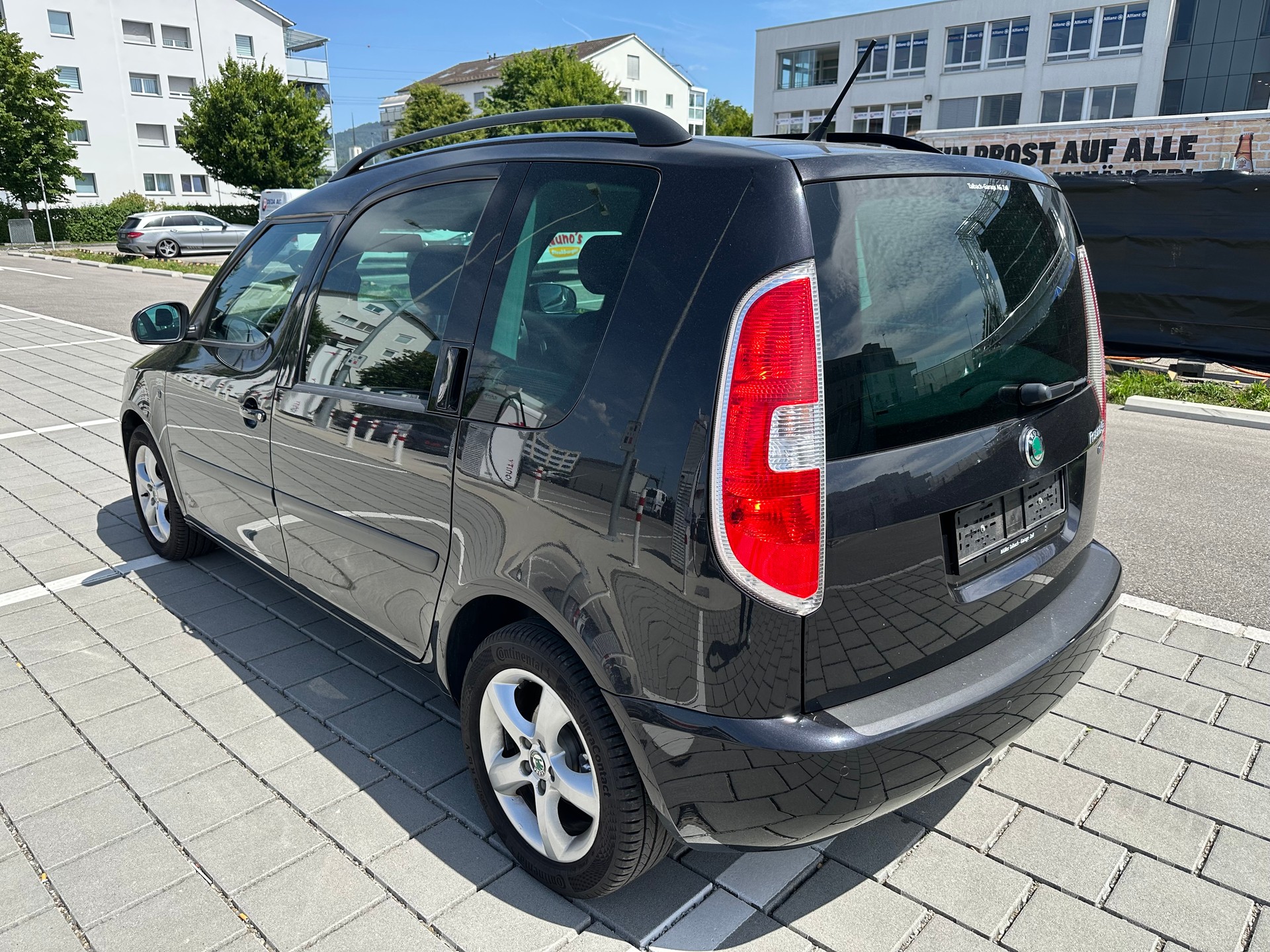 SKODA Roomster 1.2 TSI Family-image-2
