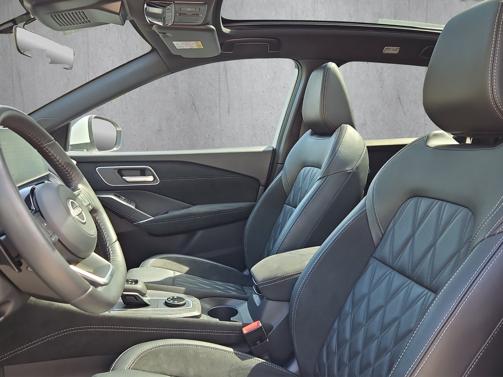 NISSAN Qashqai 1.3 DIG-T Tekna+ 4x4-image-8