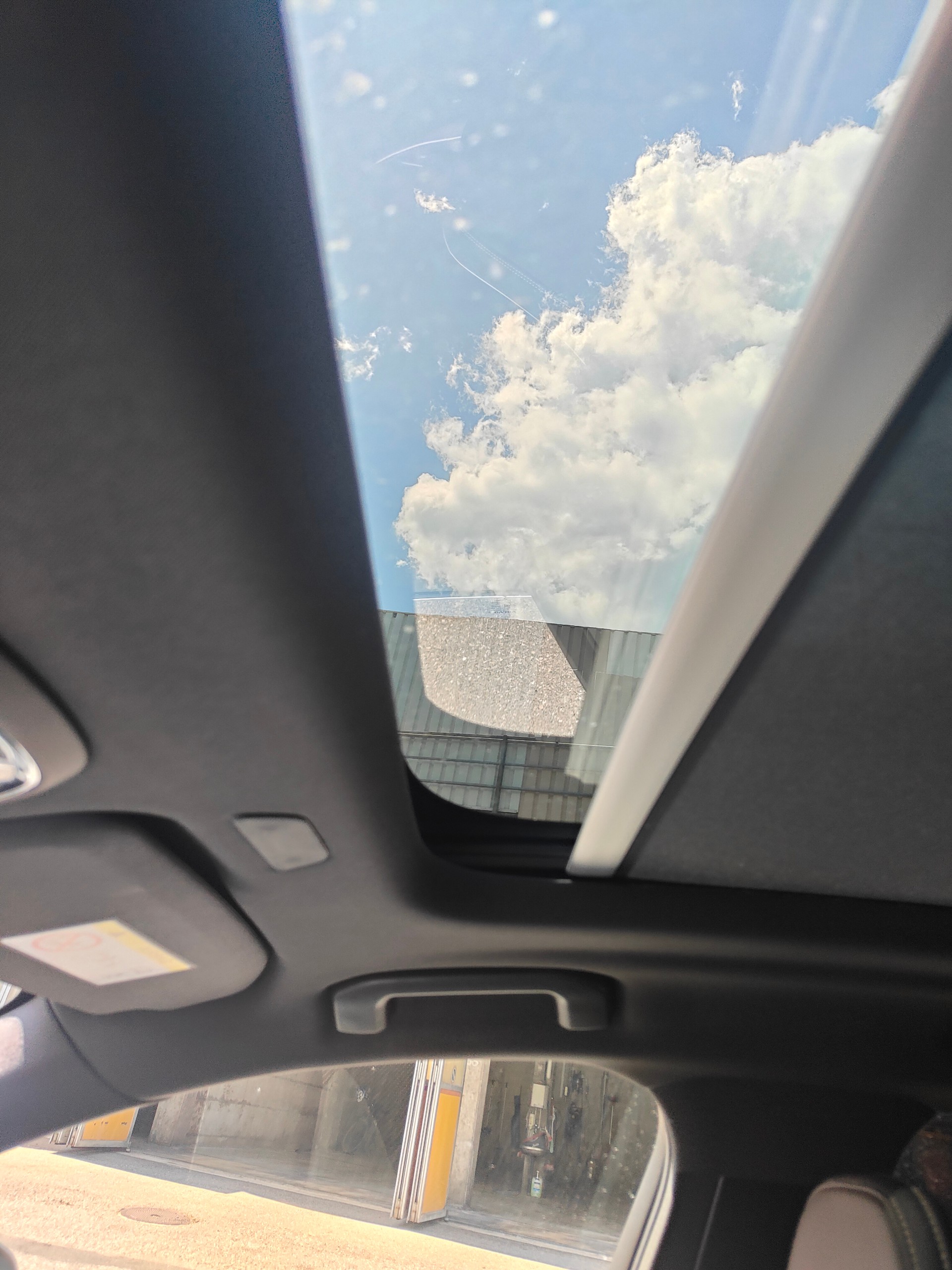 VOLVO XC60 D5 AWD R-Design Geartronic-image-18