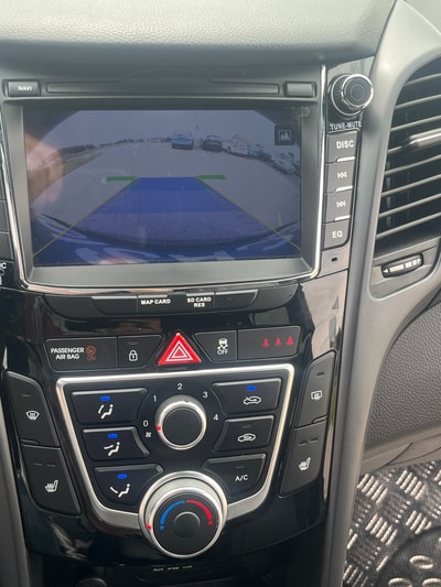 HYUNDAI i30 Wagon 1.6 CRDi GO Automatic DCT-image-10