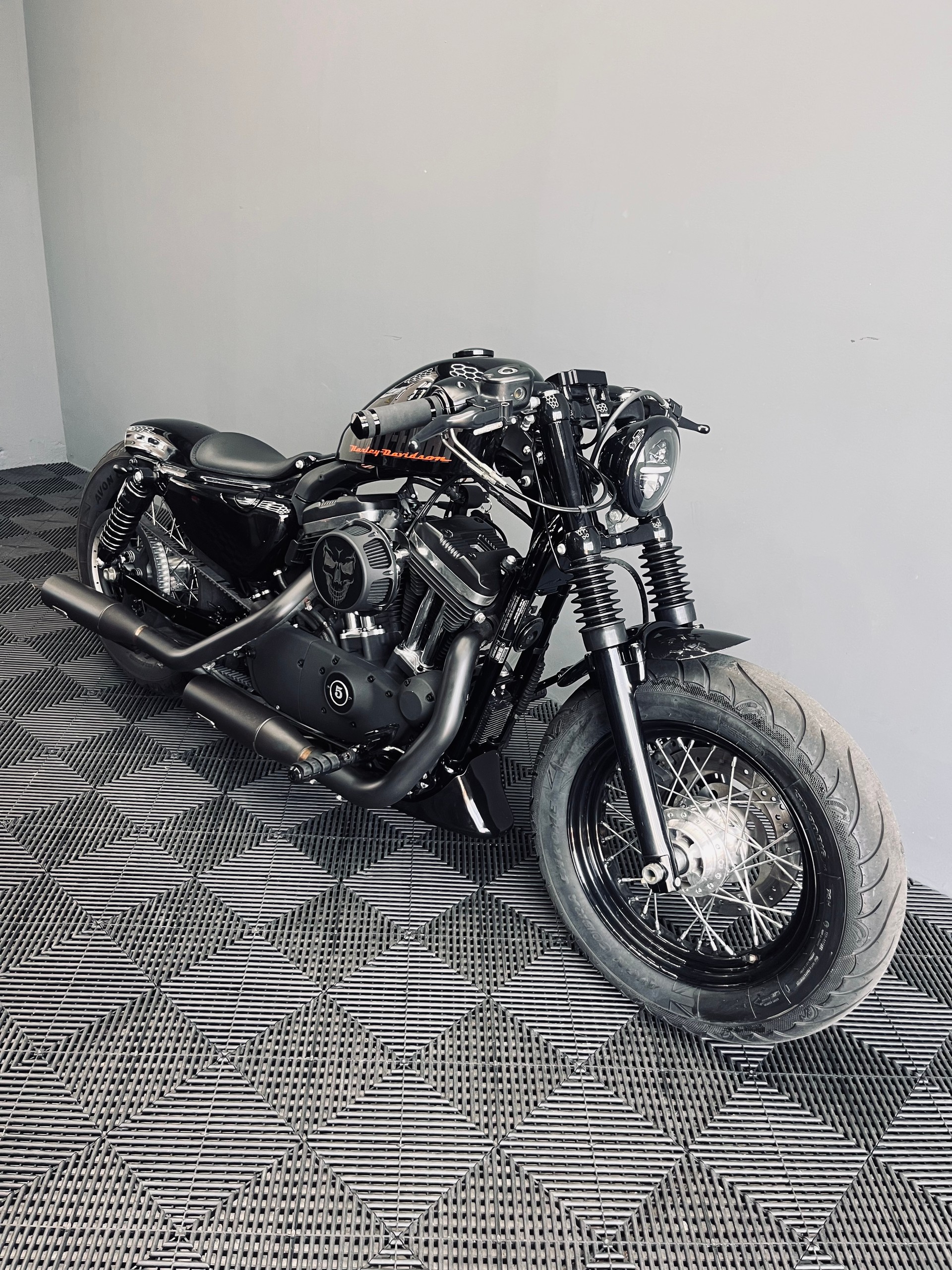 HARLEY-DAVIDSON XL 1200X Forty Eight